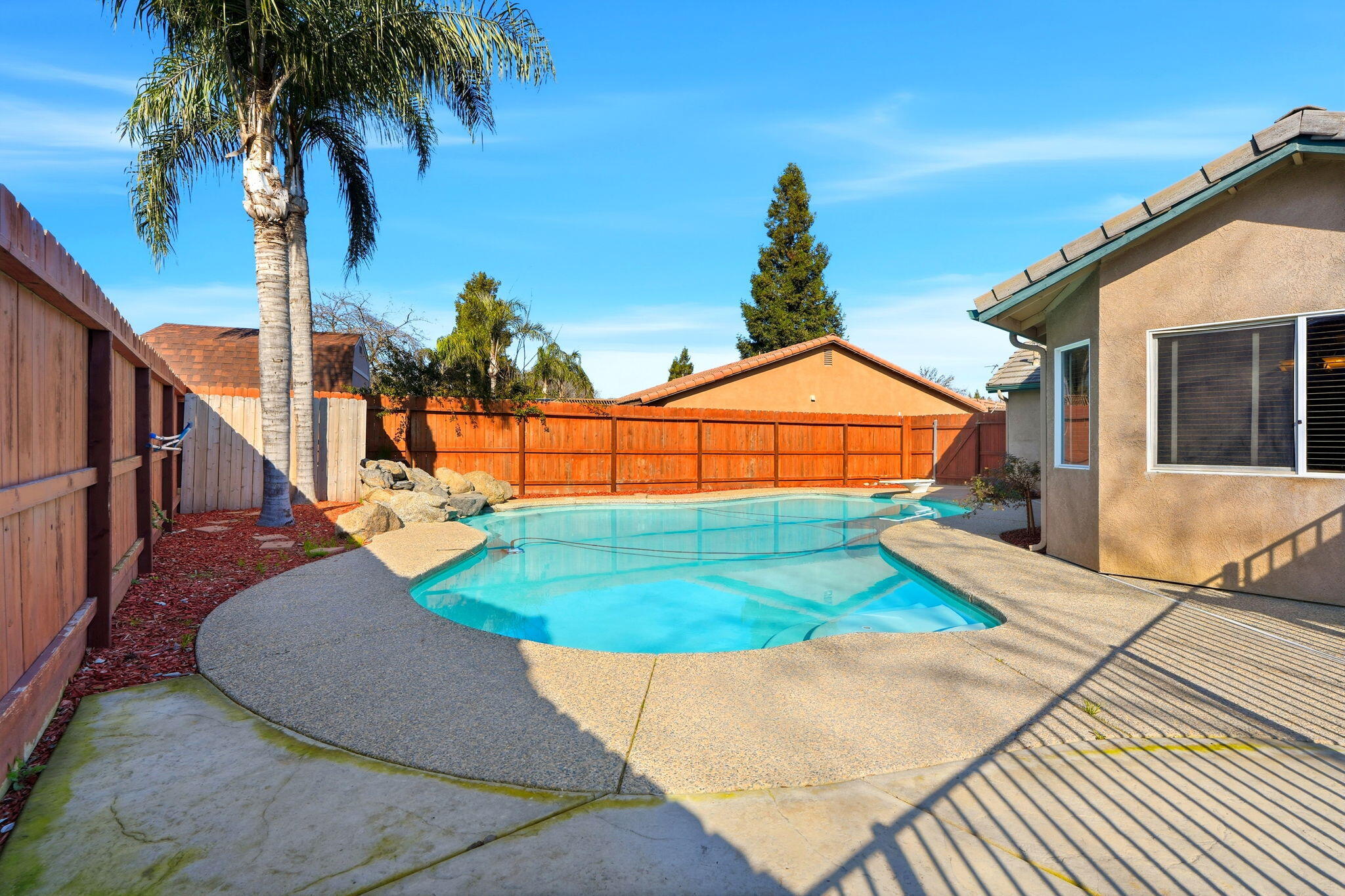 2431 S Cedar St, Visalia, CA 93292