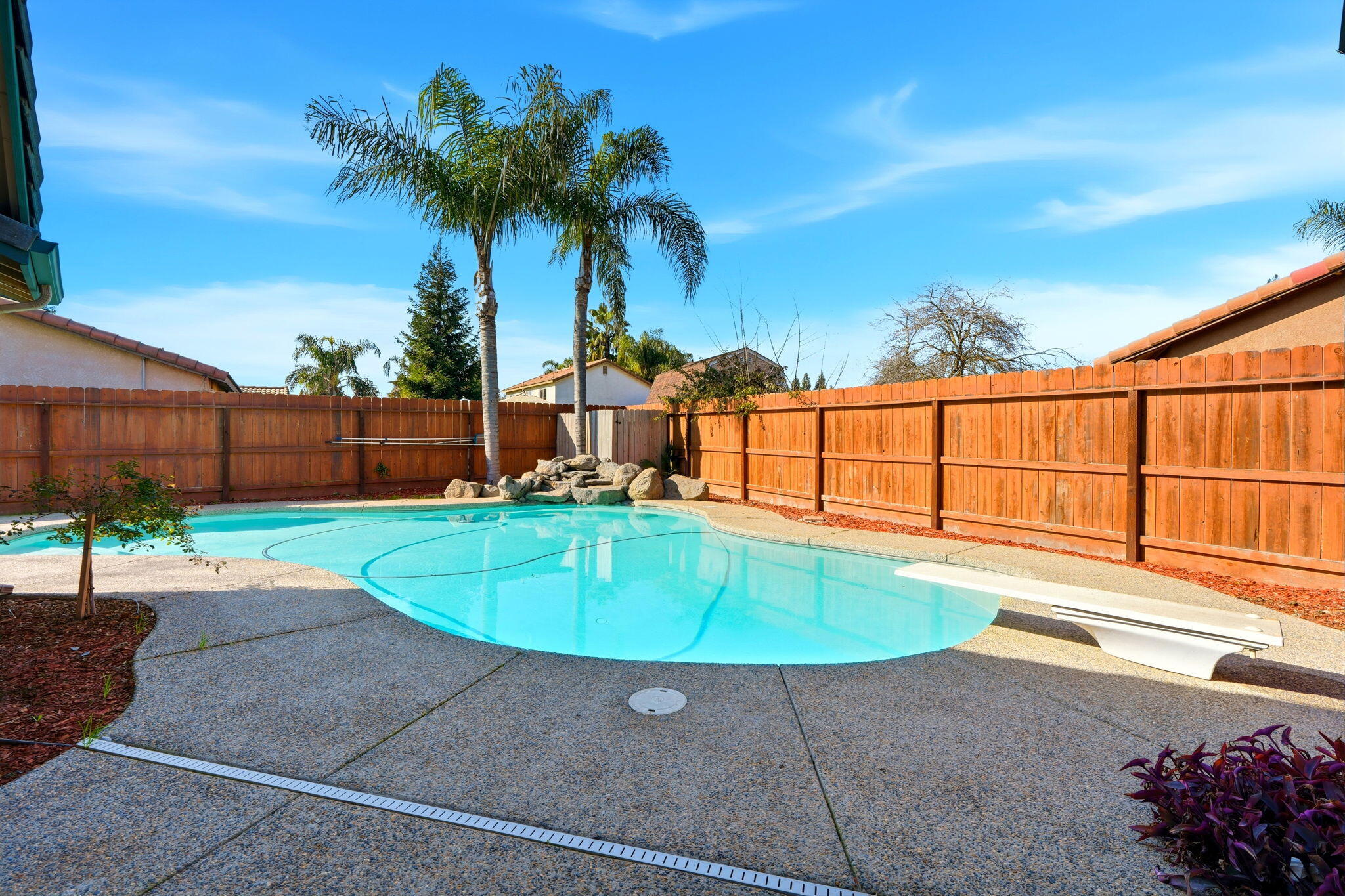 2431 S Cedar St, Visalia, CA 93292