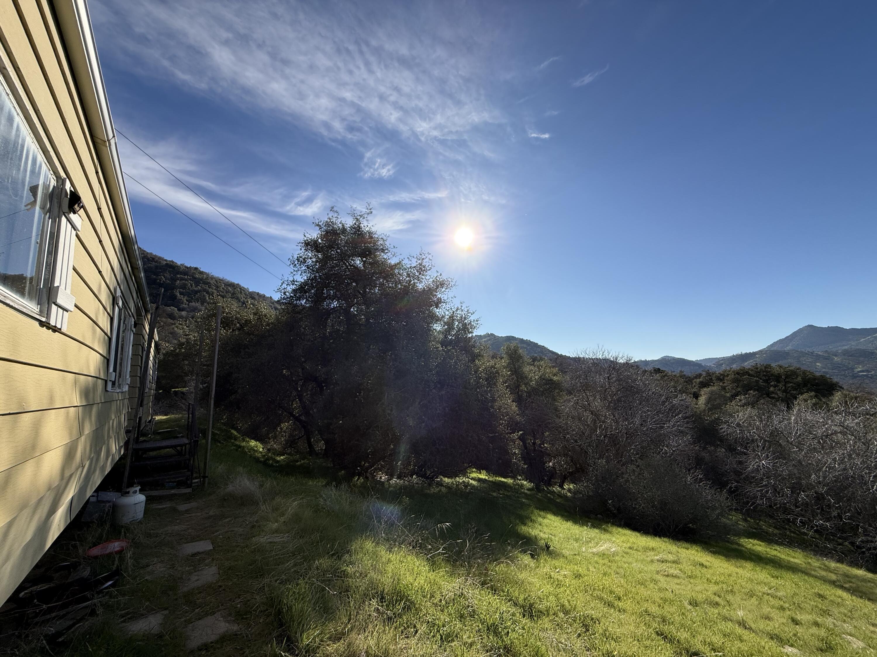 41505 Hot Springs Dr, California Hot Springs, CA 93207