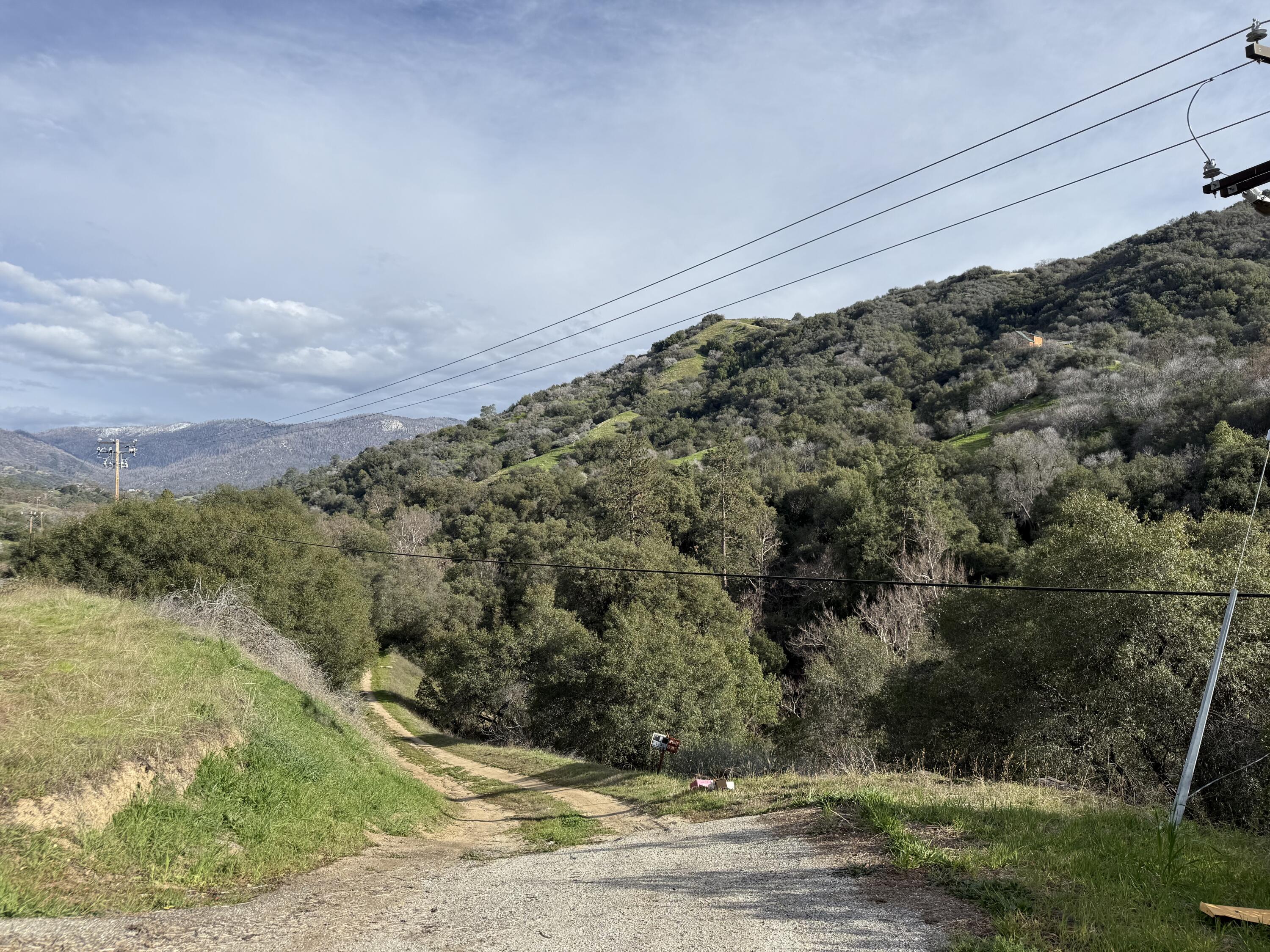 41505 Hot Springs Dr, California Hot Springs, CA 93207