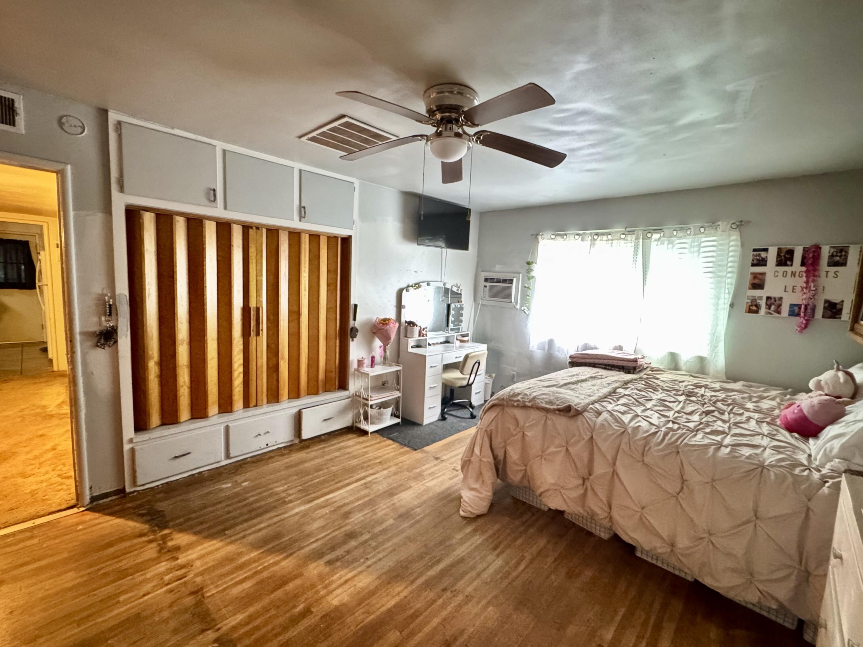 161 Linda Vista Dr, Lindsay, CA 93247