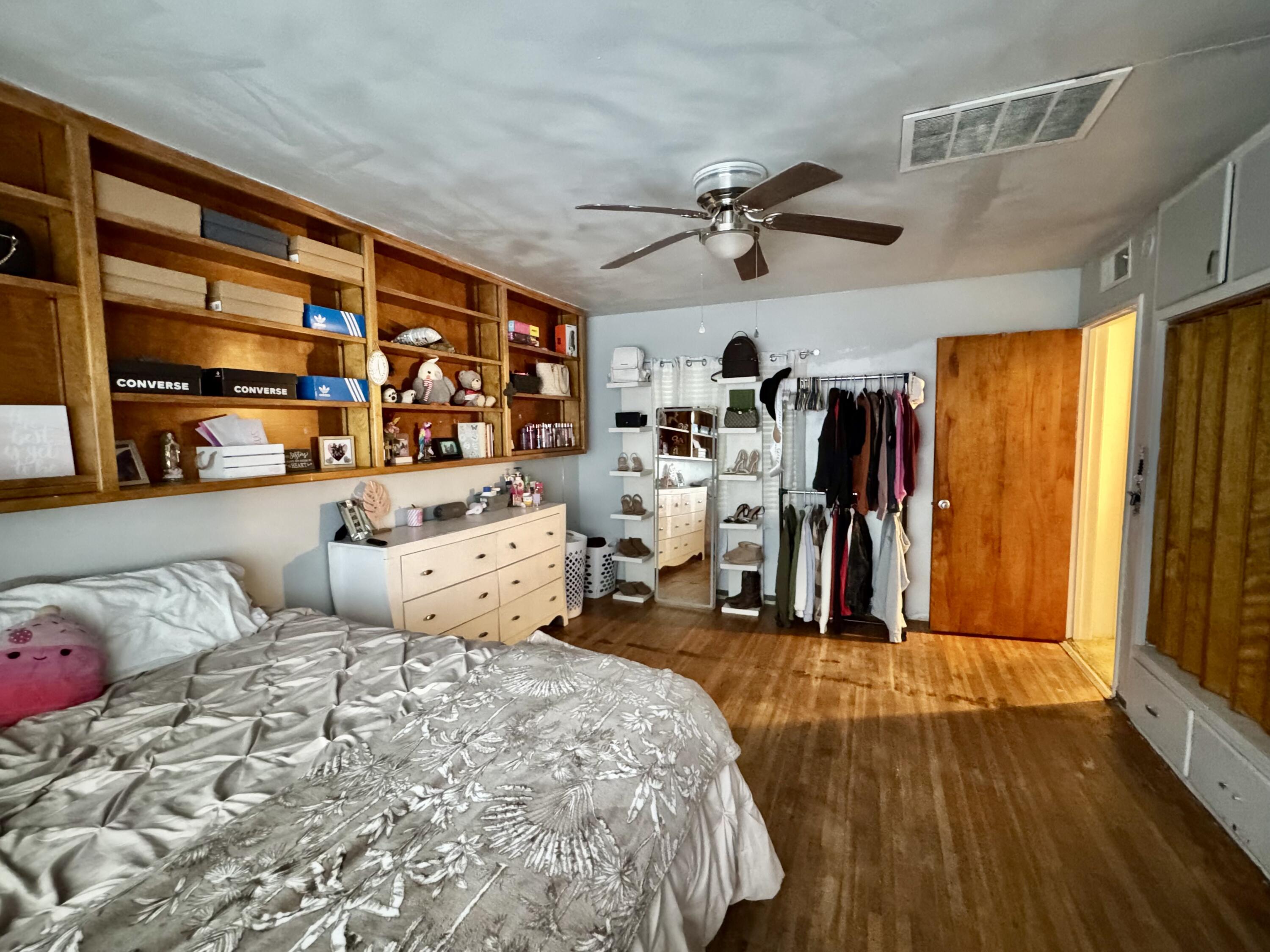 161 Linda Vista Dr, Lindsay, CA 93247