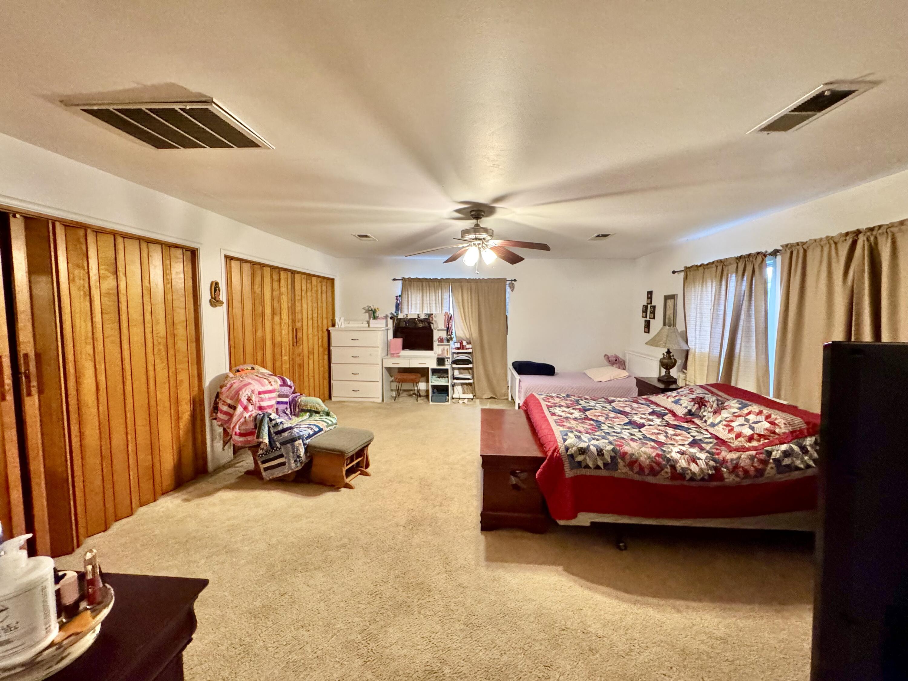 161 Linda Vista Dr, Lindsay, CA 93247