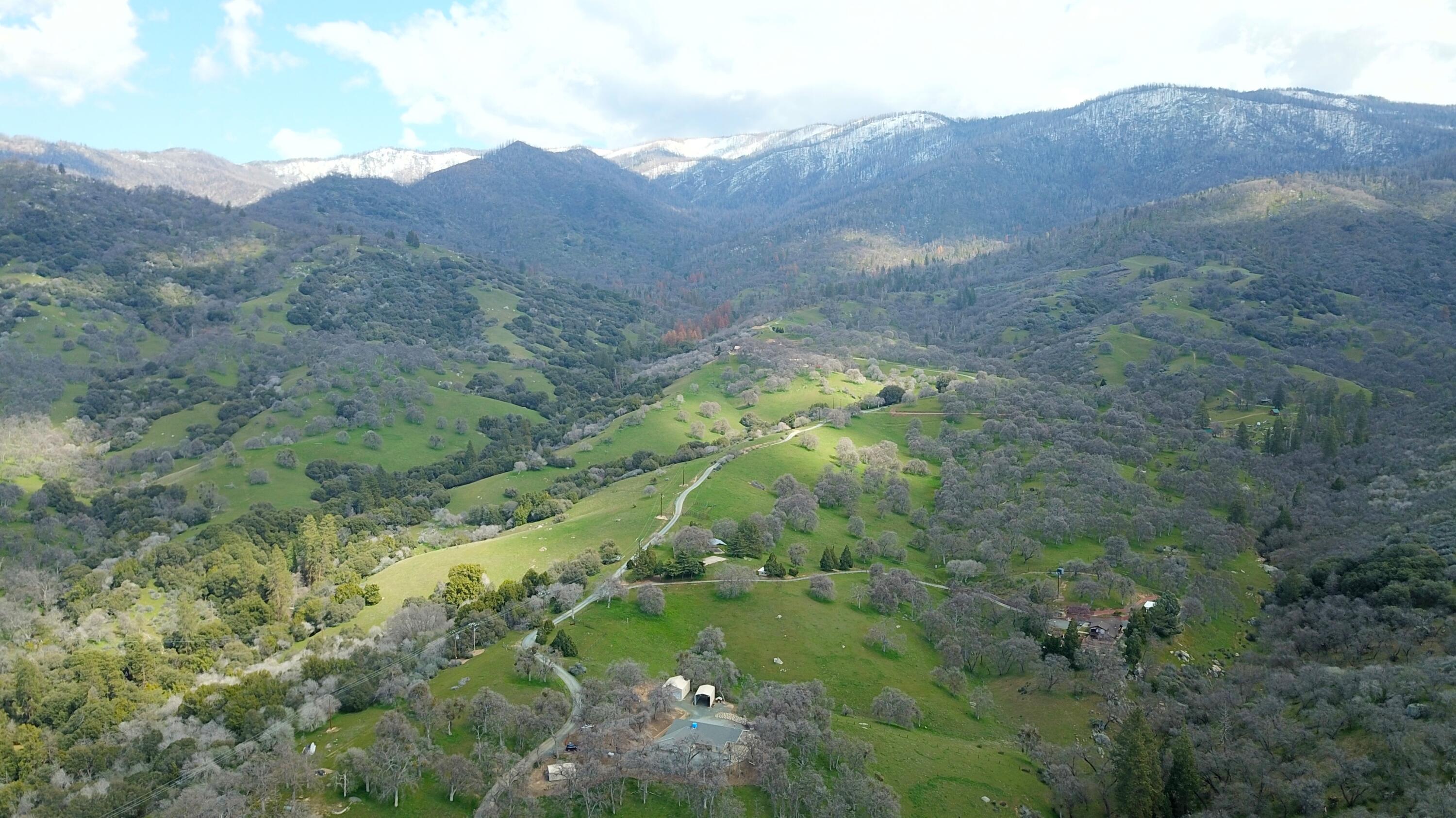 43717 Deer Creek Mill Rd, California Hot Springs, CA 93207