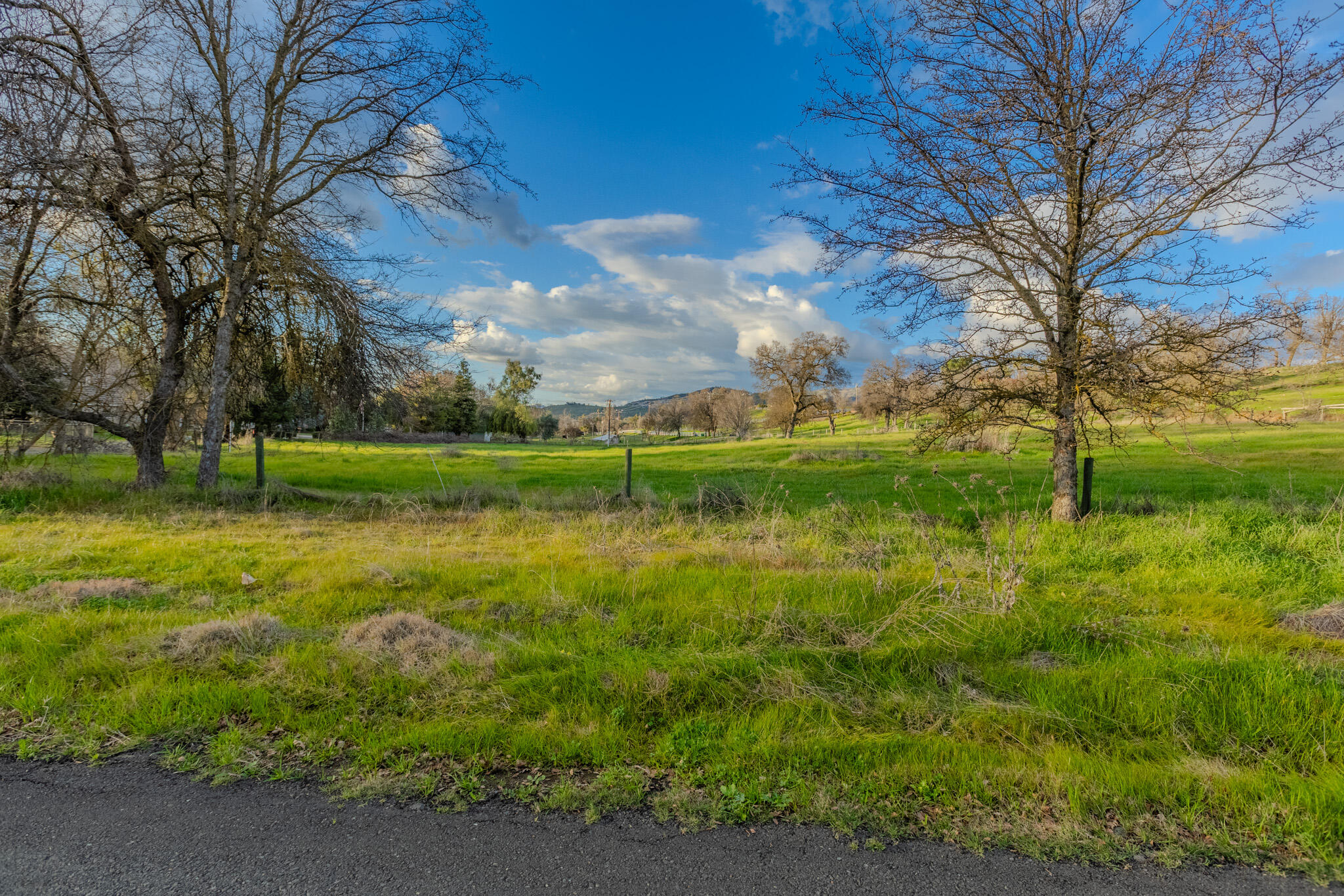 0 Tule Oak Dr, Springville, CA 93265