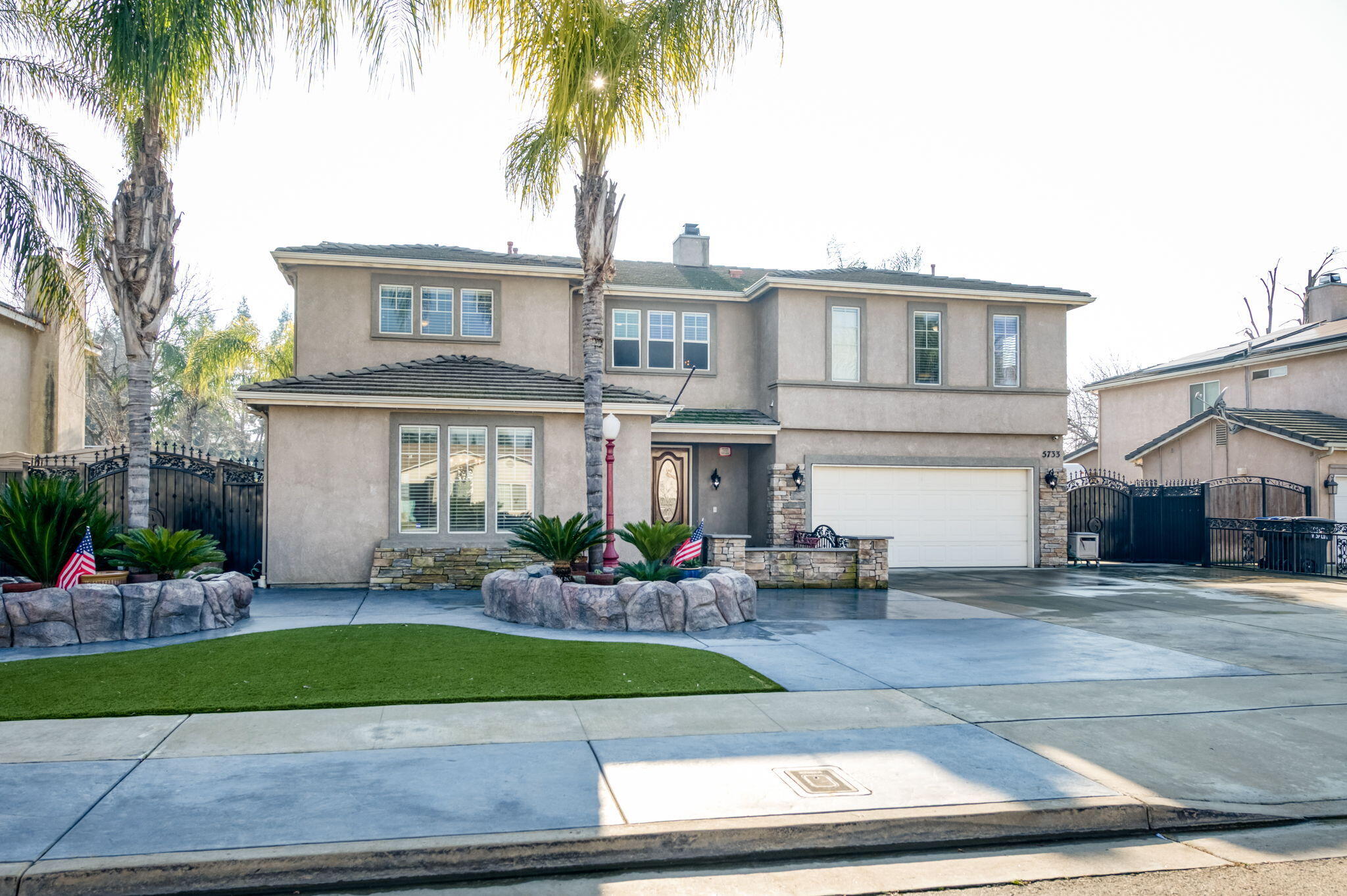 5733 W Babcock Ave, Visalia, CA 93291