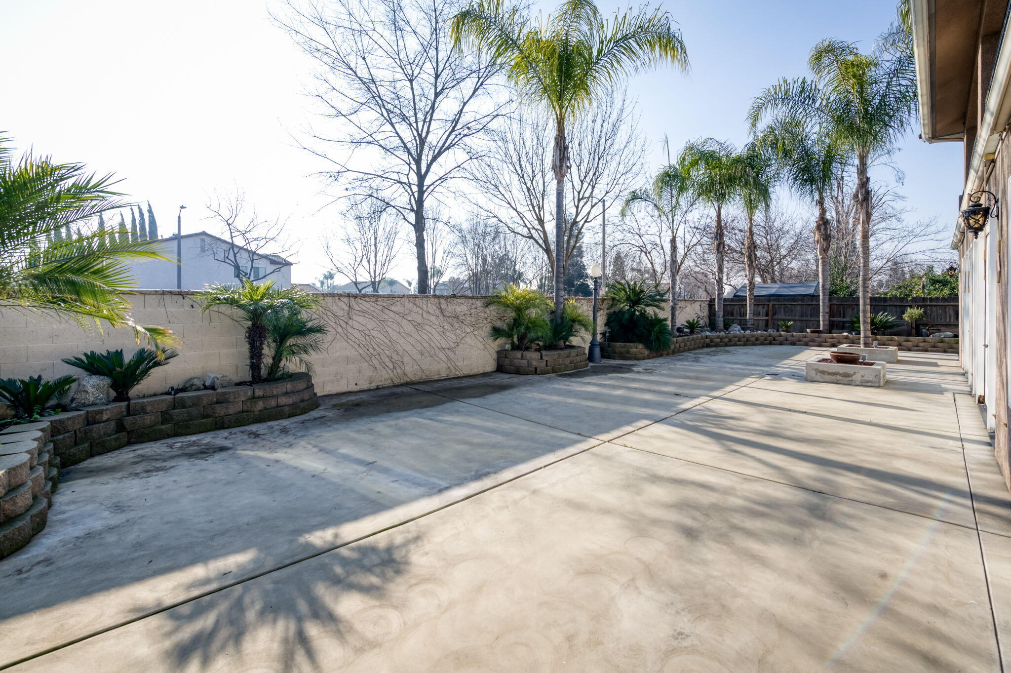 5733 W Babcock Ave, Visalia, CA 93291