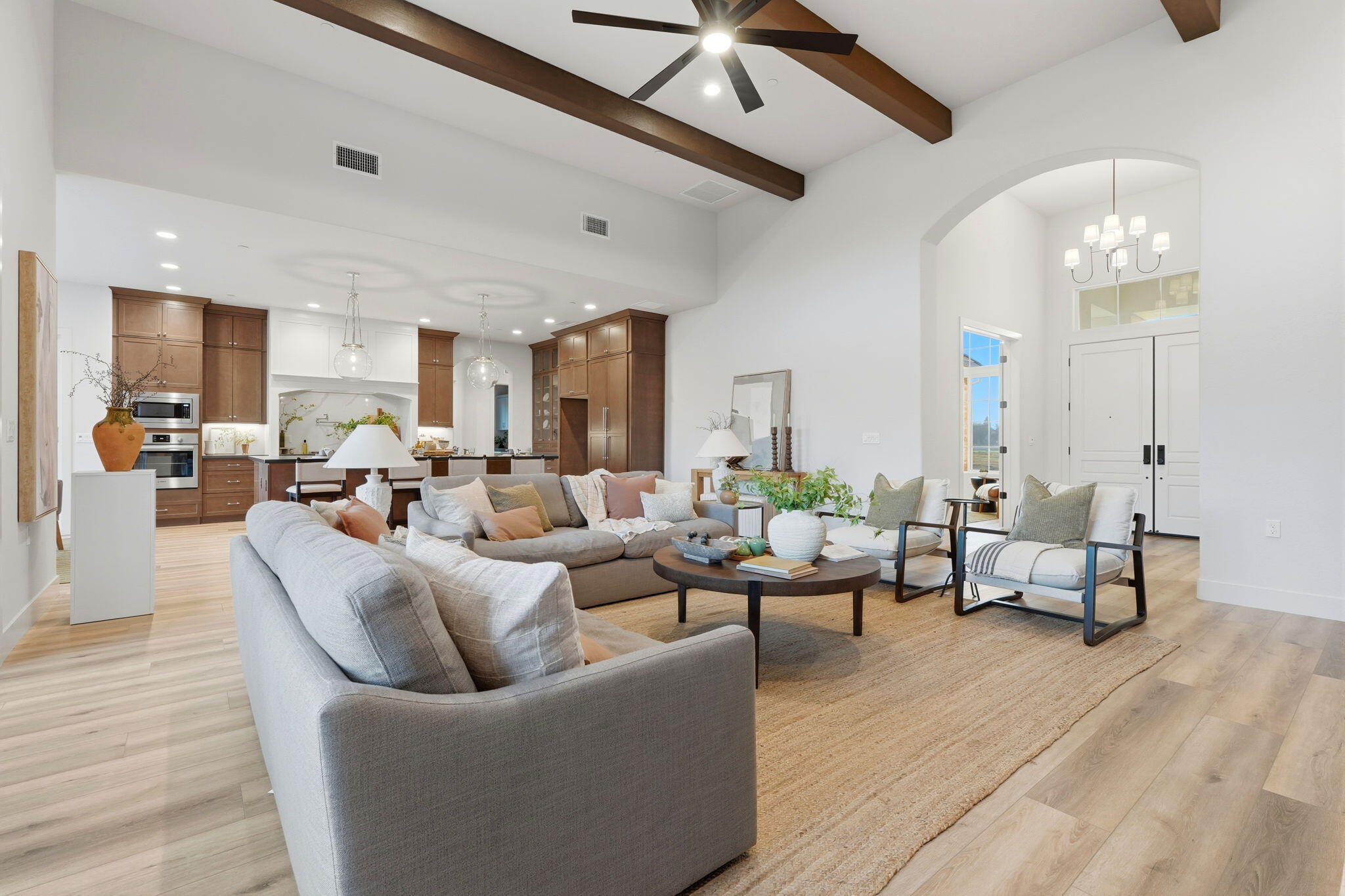 3602 W Oriole Ave, Visalia, CA 93291