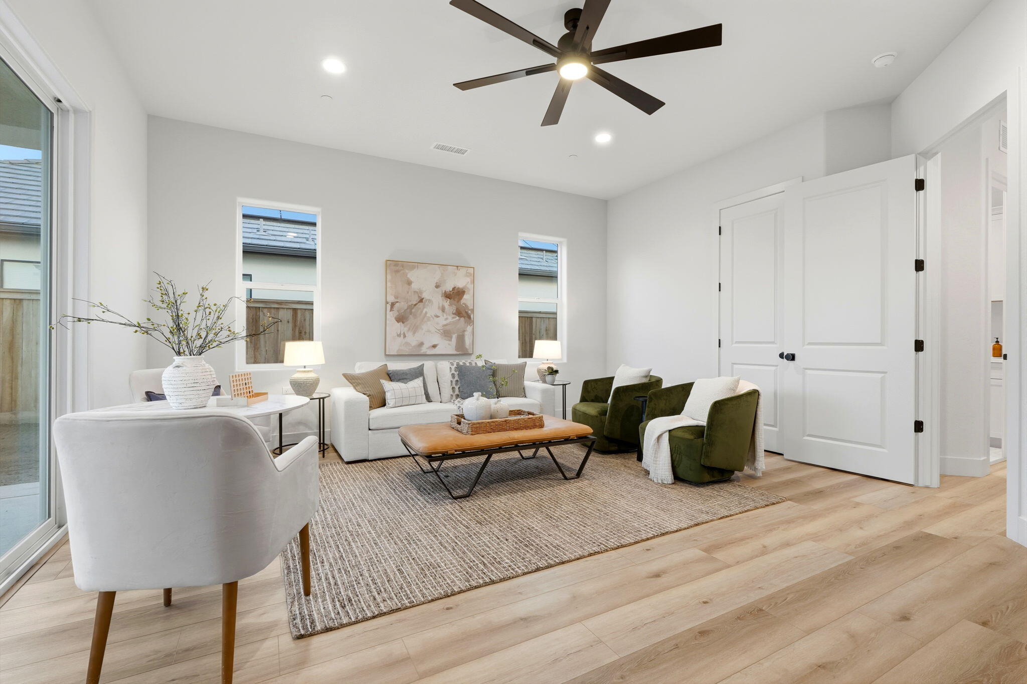 3602 W Oriole Ave, Visalia, CA 93291