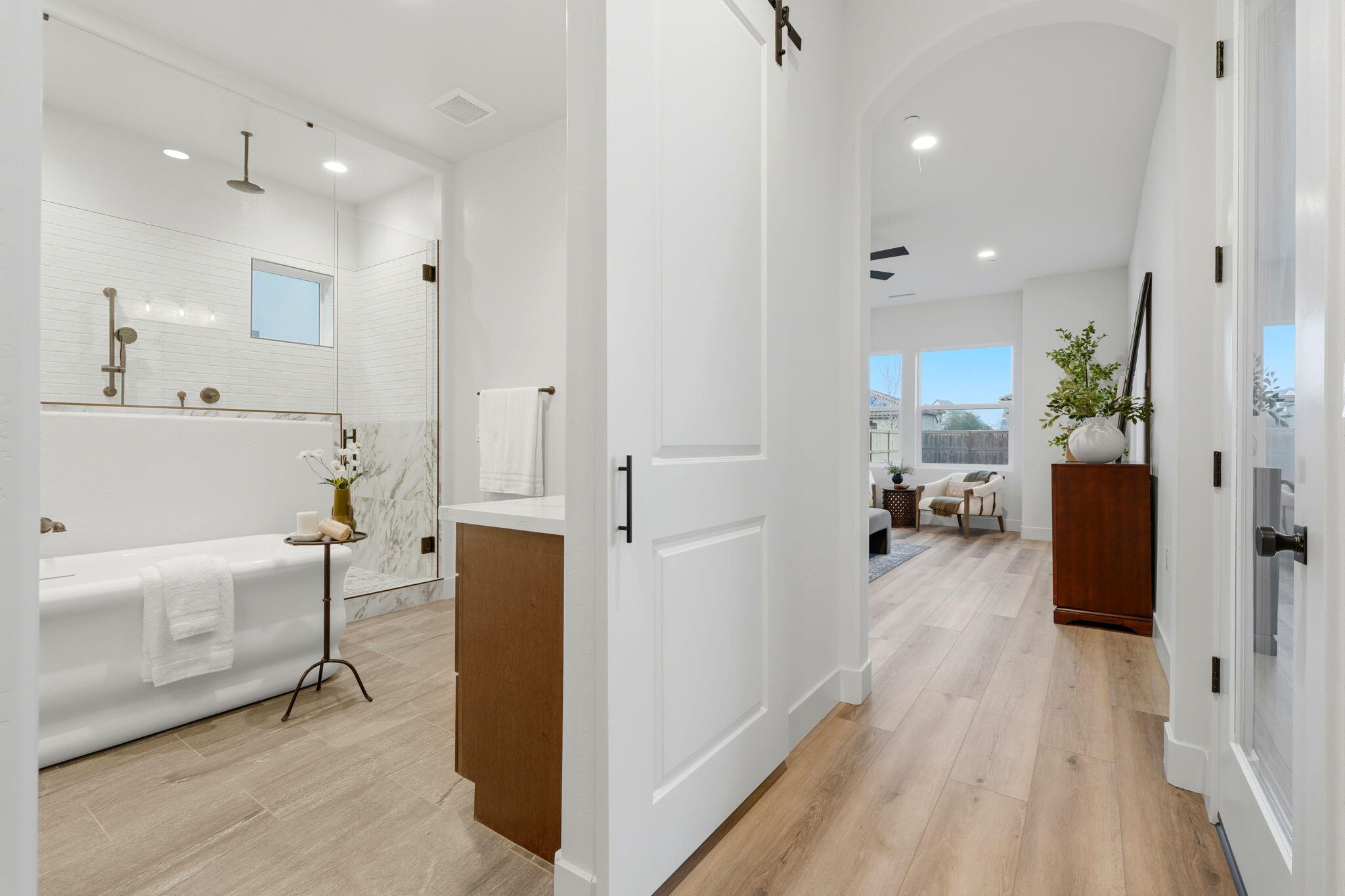 3602 W Oriole Ave, Visalia, CA 93291