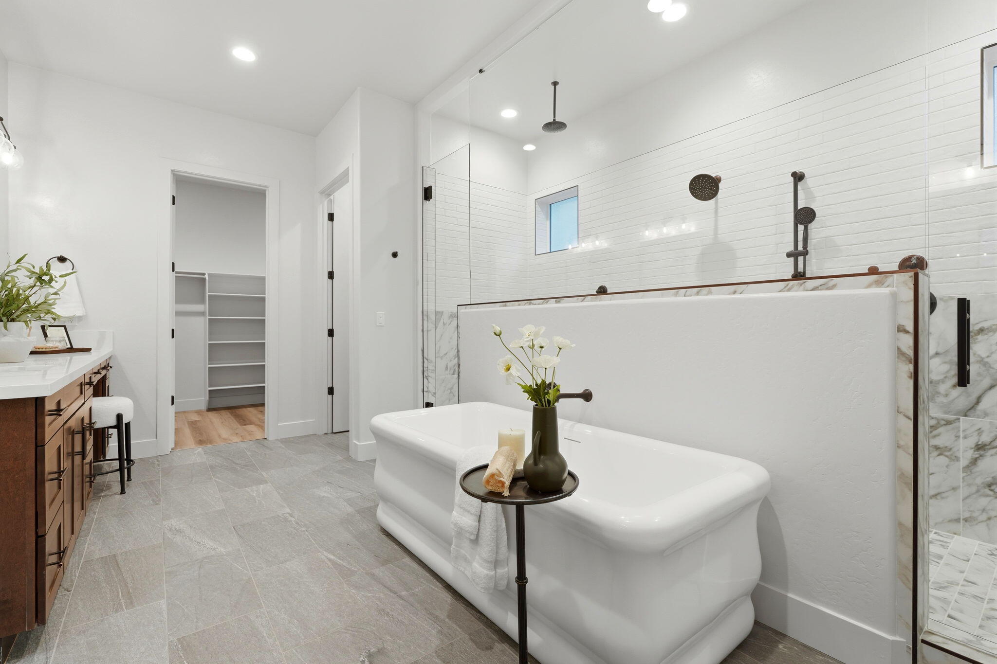 3602 W Oriole Ave, Visalia, CA 93291