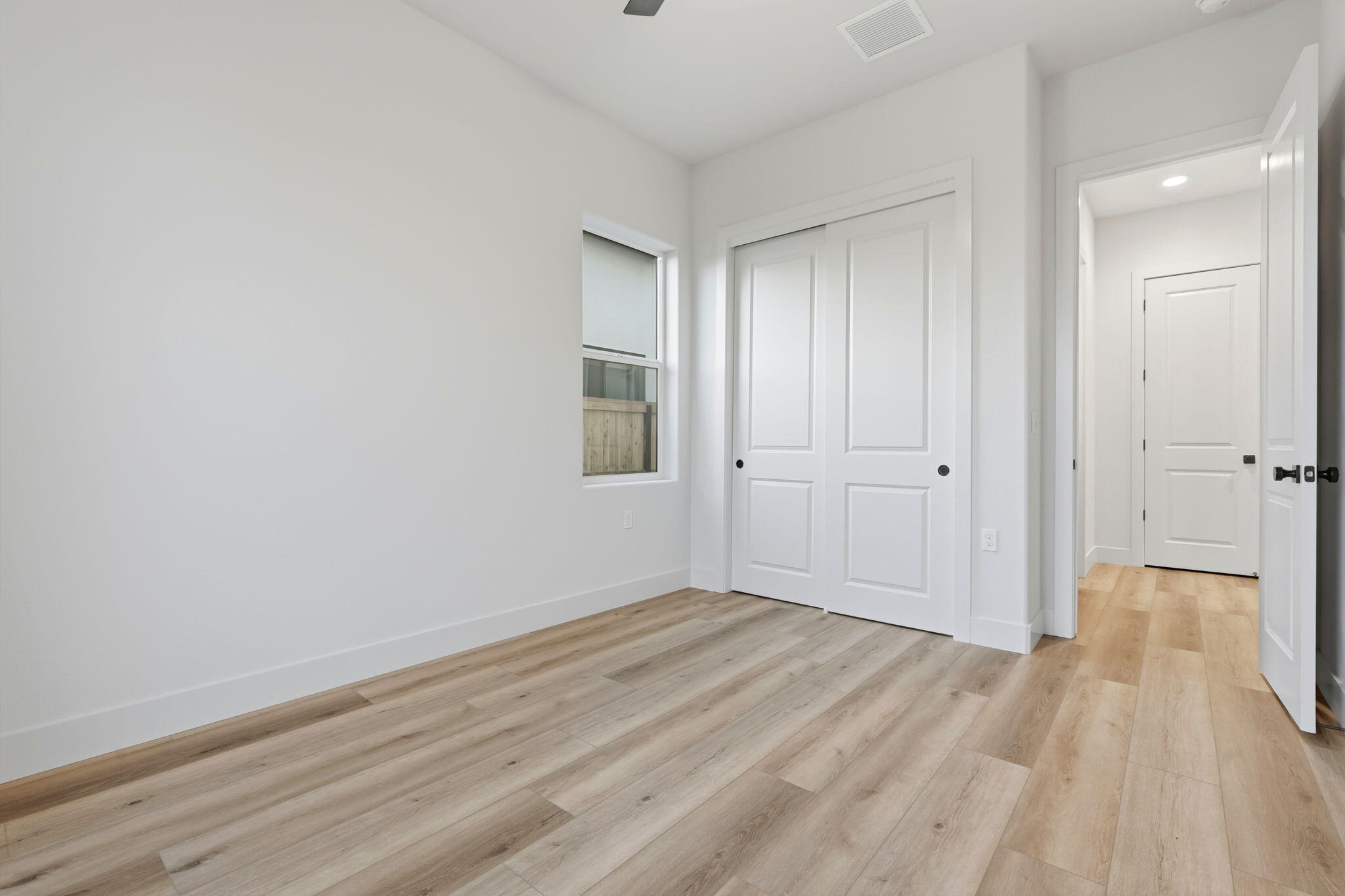 3602 W Oriole Ave, Visalia, CA 93291