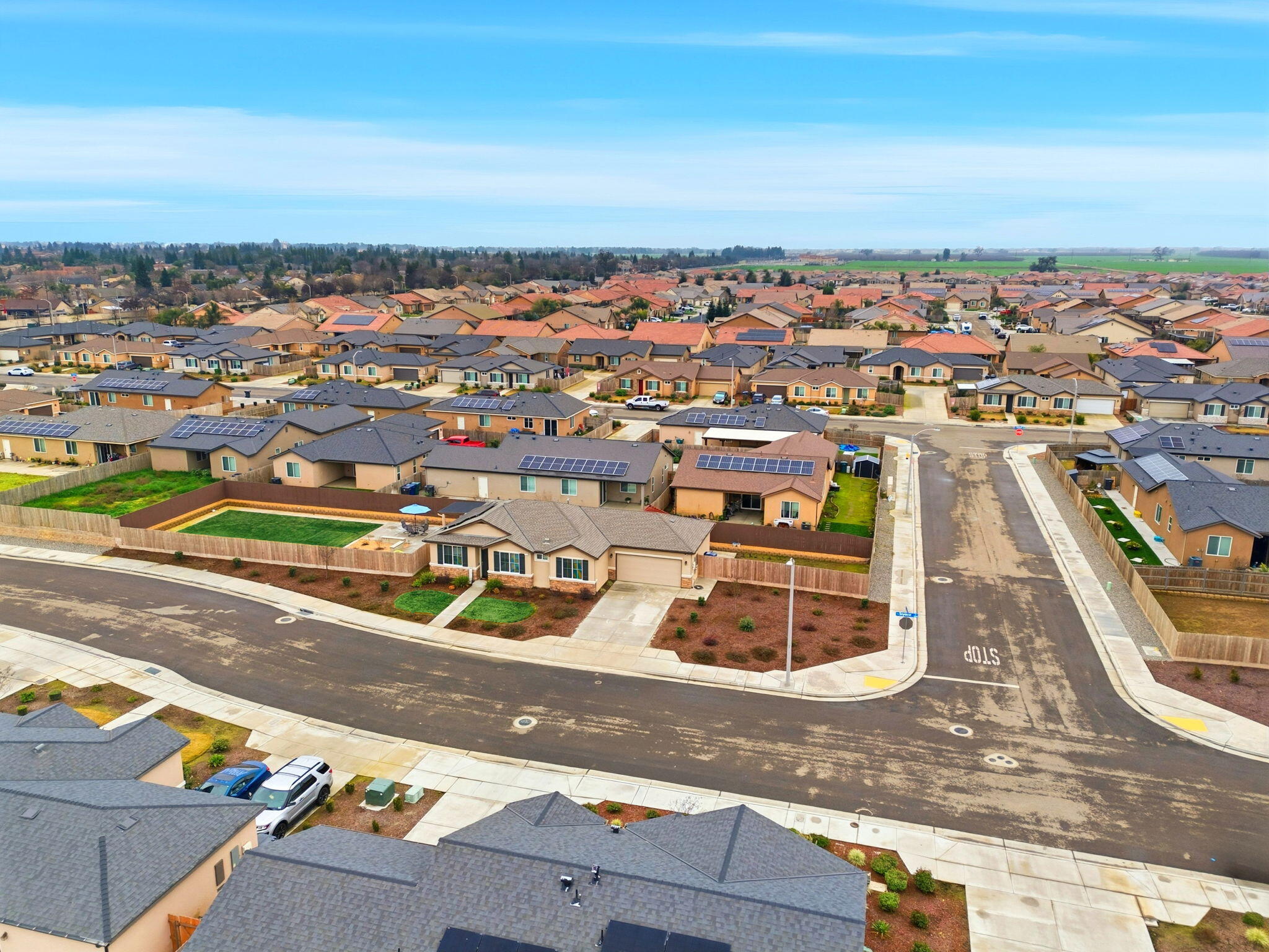 3125 Seymour St, Tulare, CA 93274