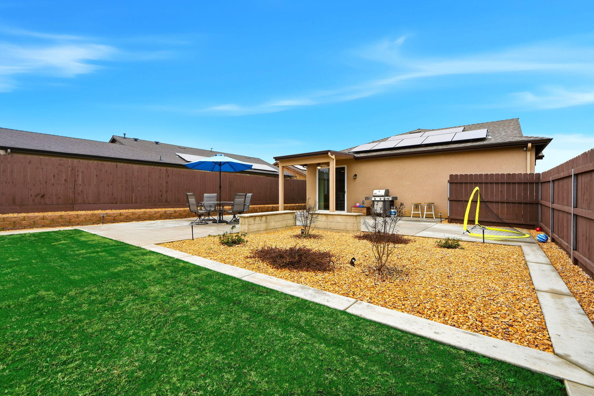 3125 Seymour St, Tulare, CA 93274