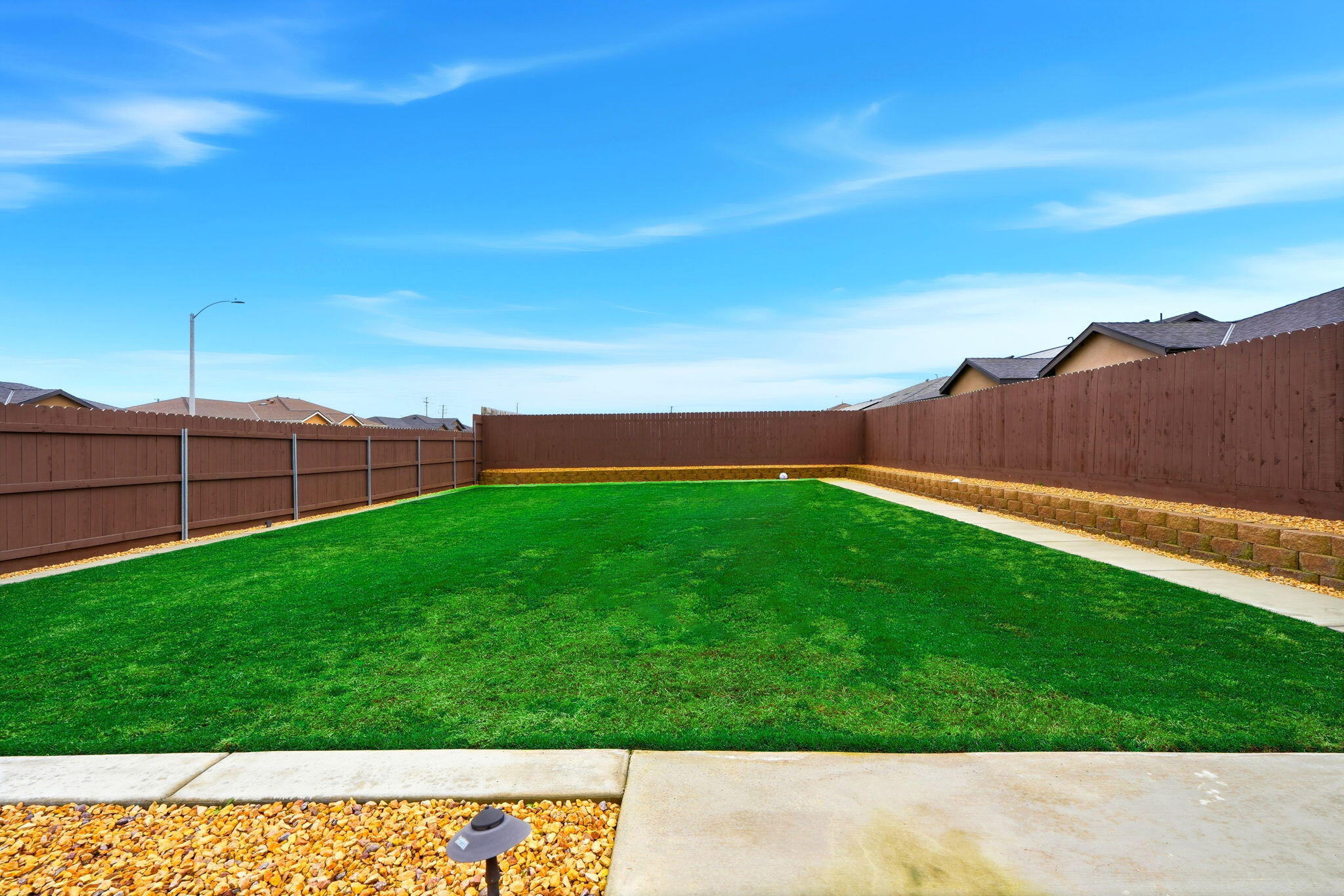 3125 Seymour St, Tulare, CA 93274