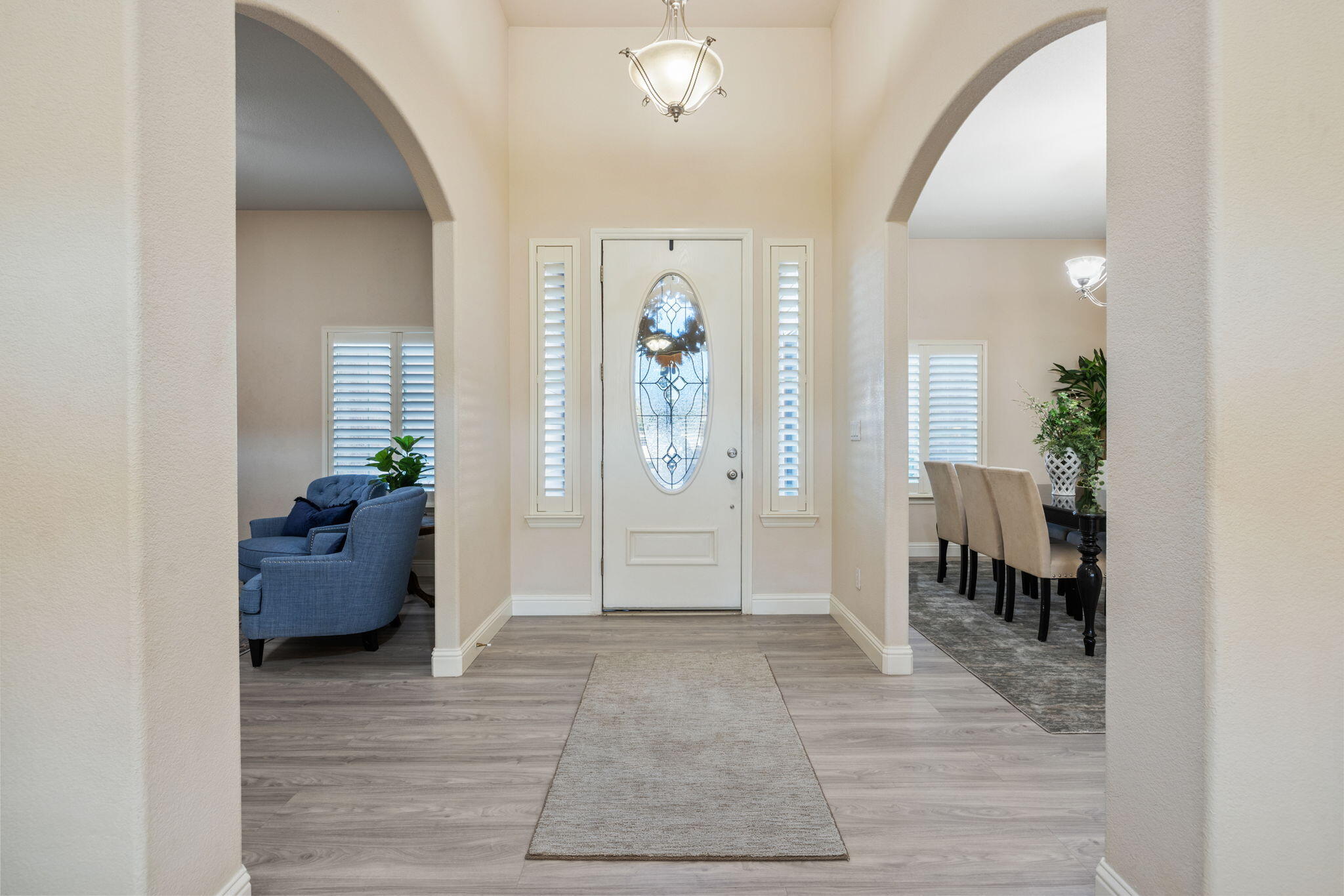 239 N Preston St, Visalia, CA 93291