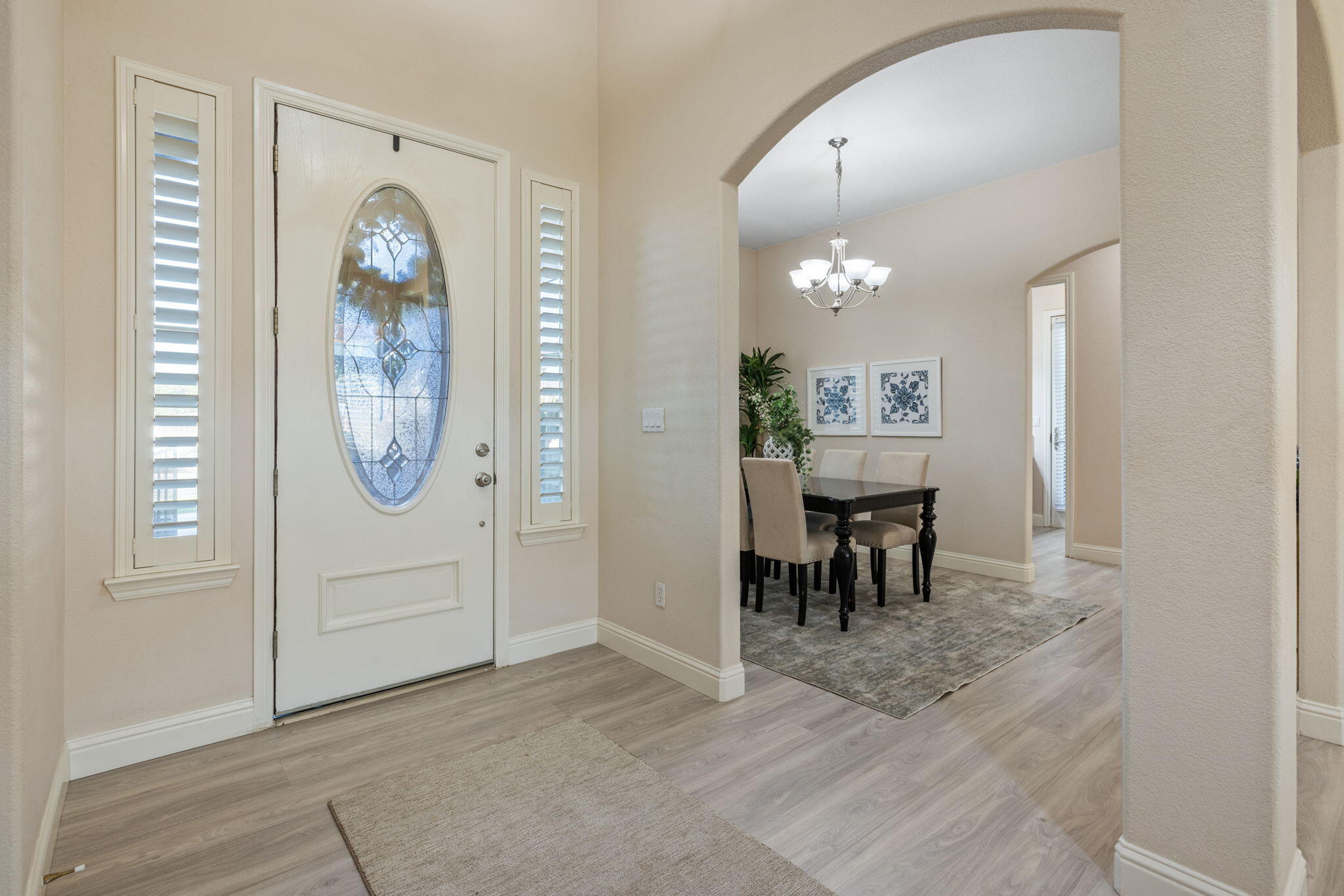 239 N Preston St, Visalia, CA 93291