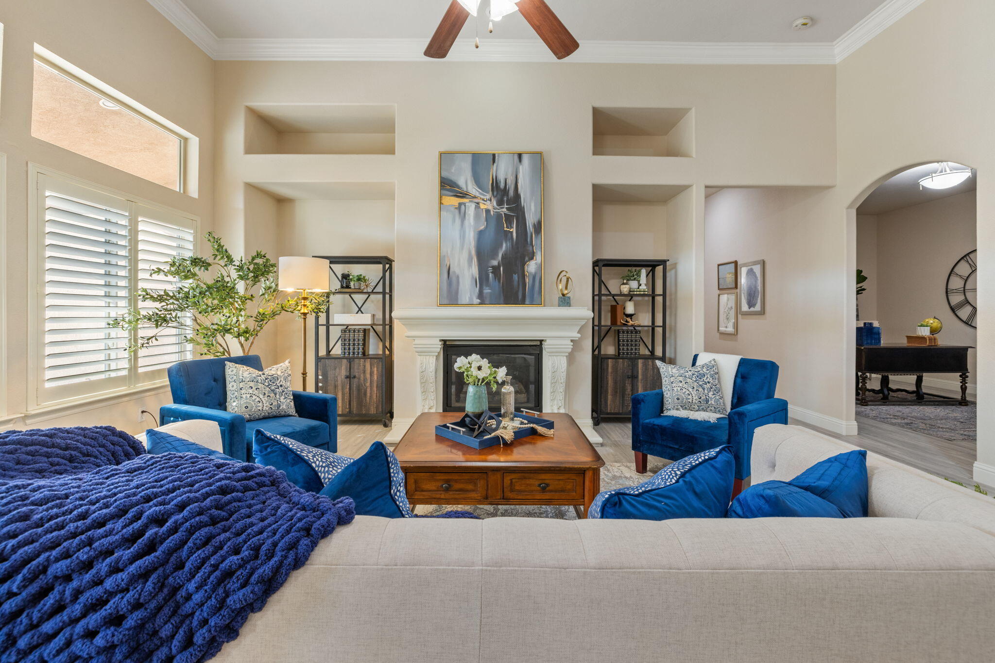 239 N Preston St, Visalia, CA 93291