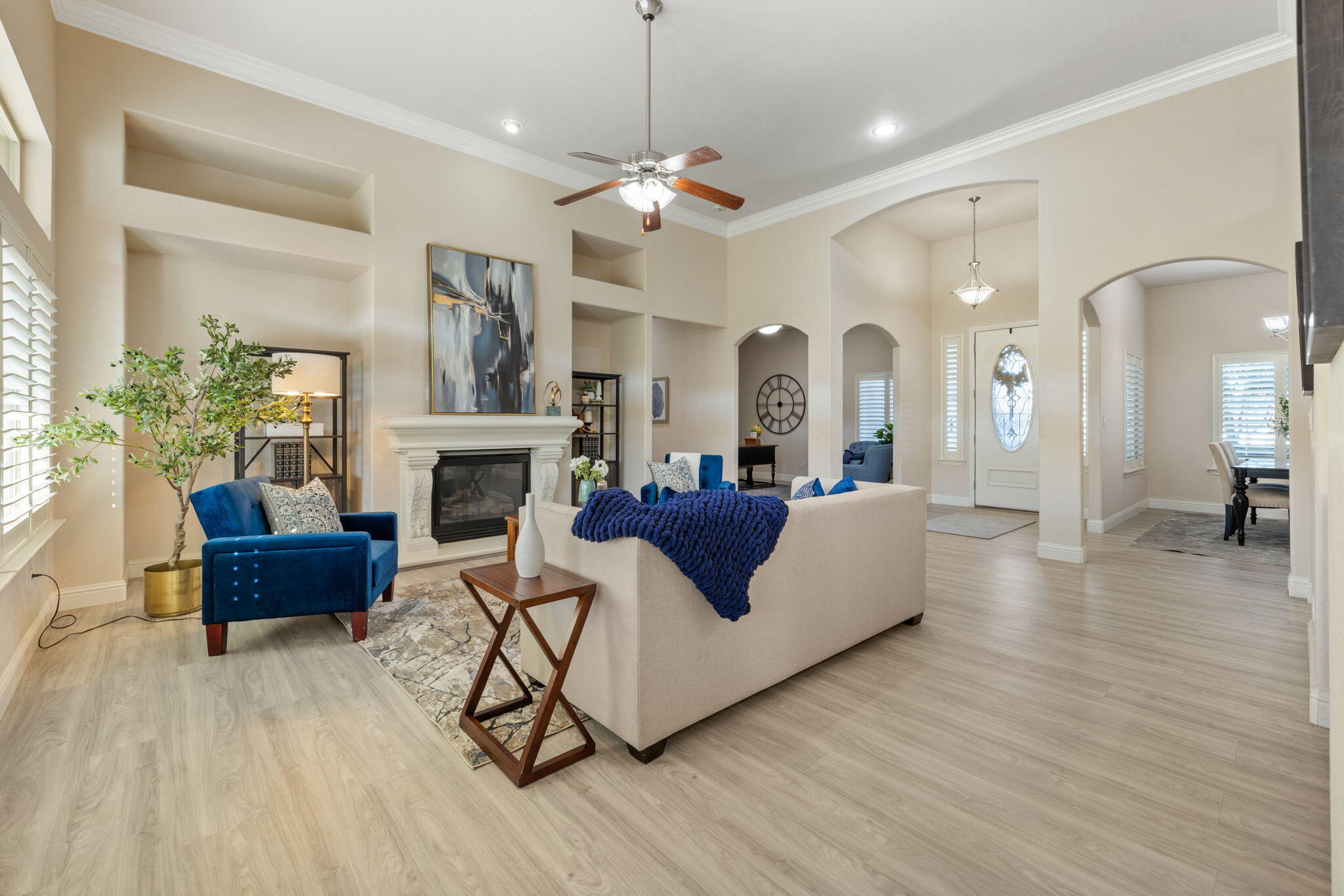 239 N Preston St, Visalia, CA 93291