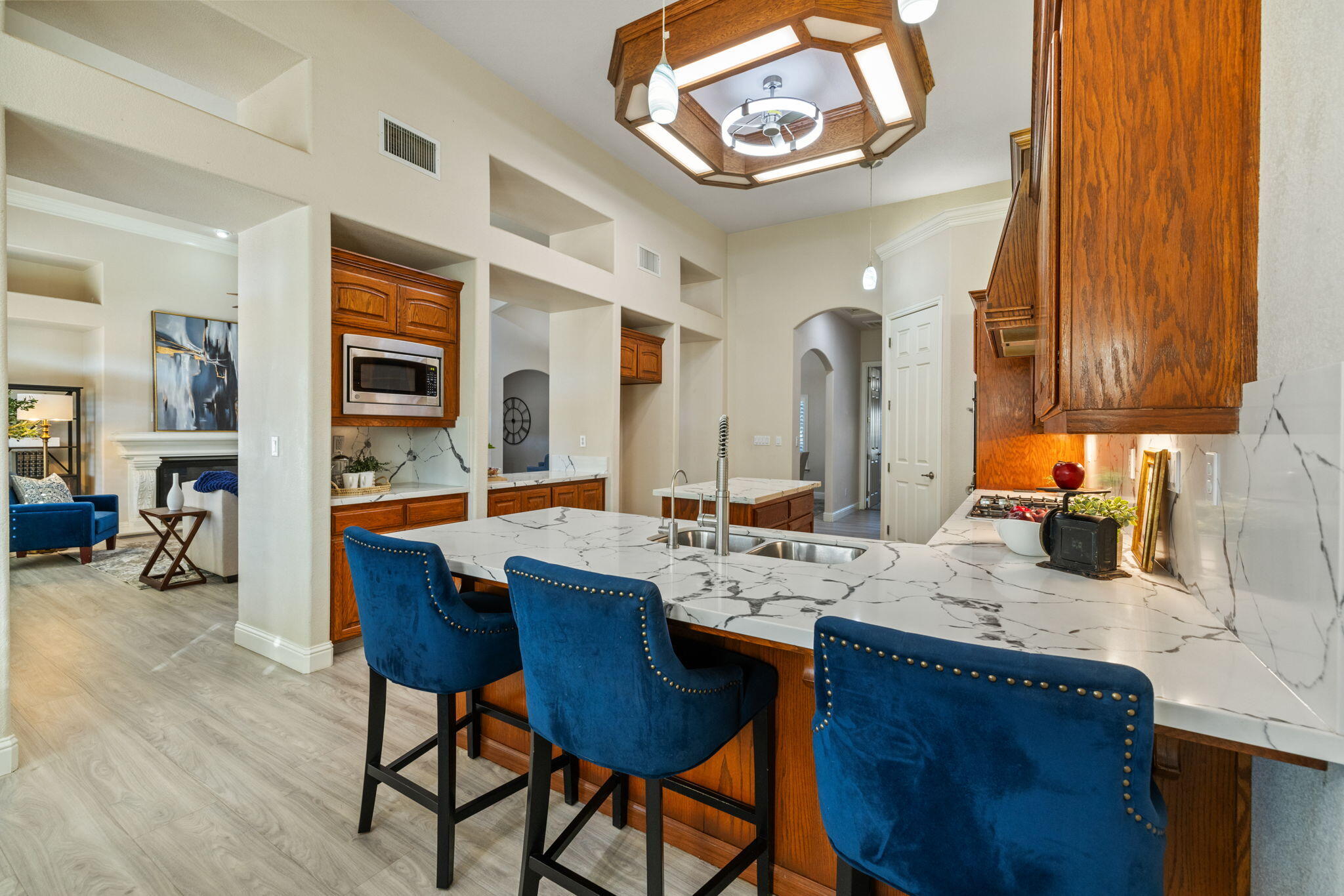 239 N Preston St, Visalia, CA 93291