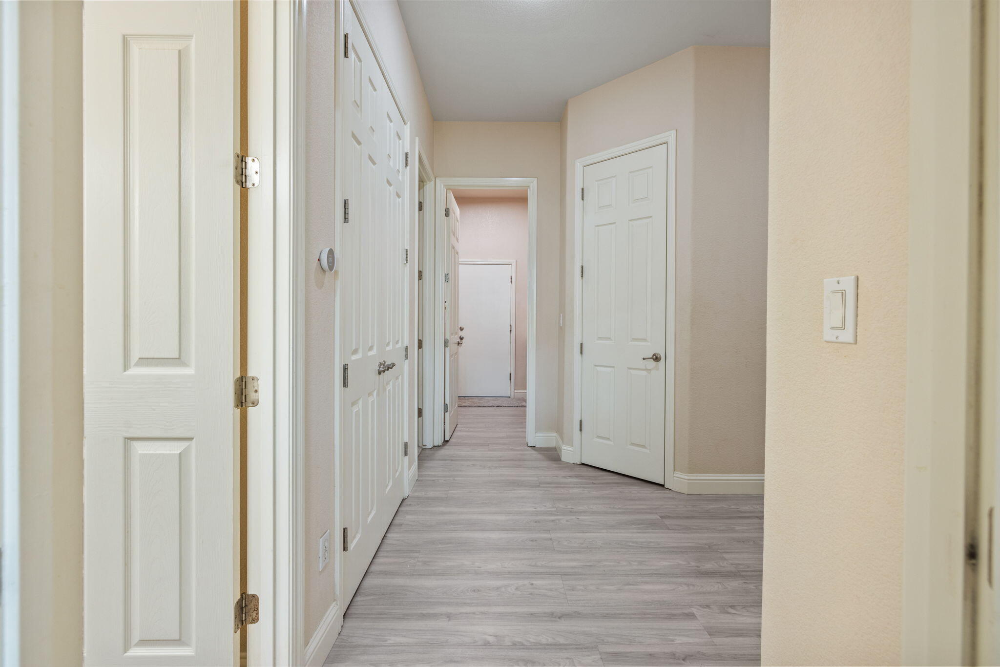 239 N Preston St, Visalia, CA 93291