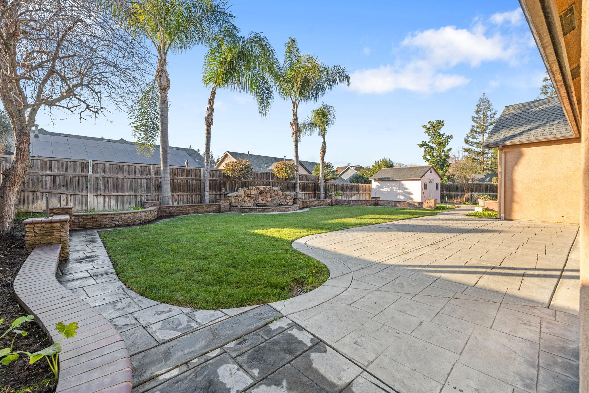 239 N Preston St, Visalia, CA 93291