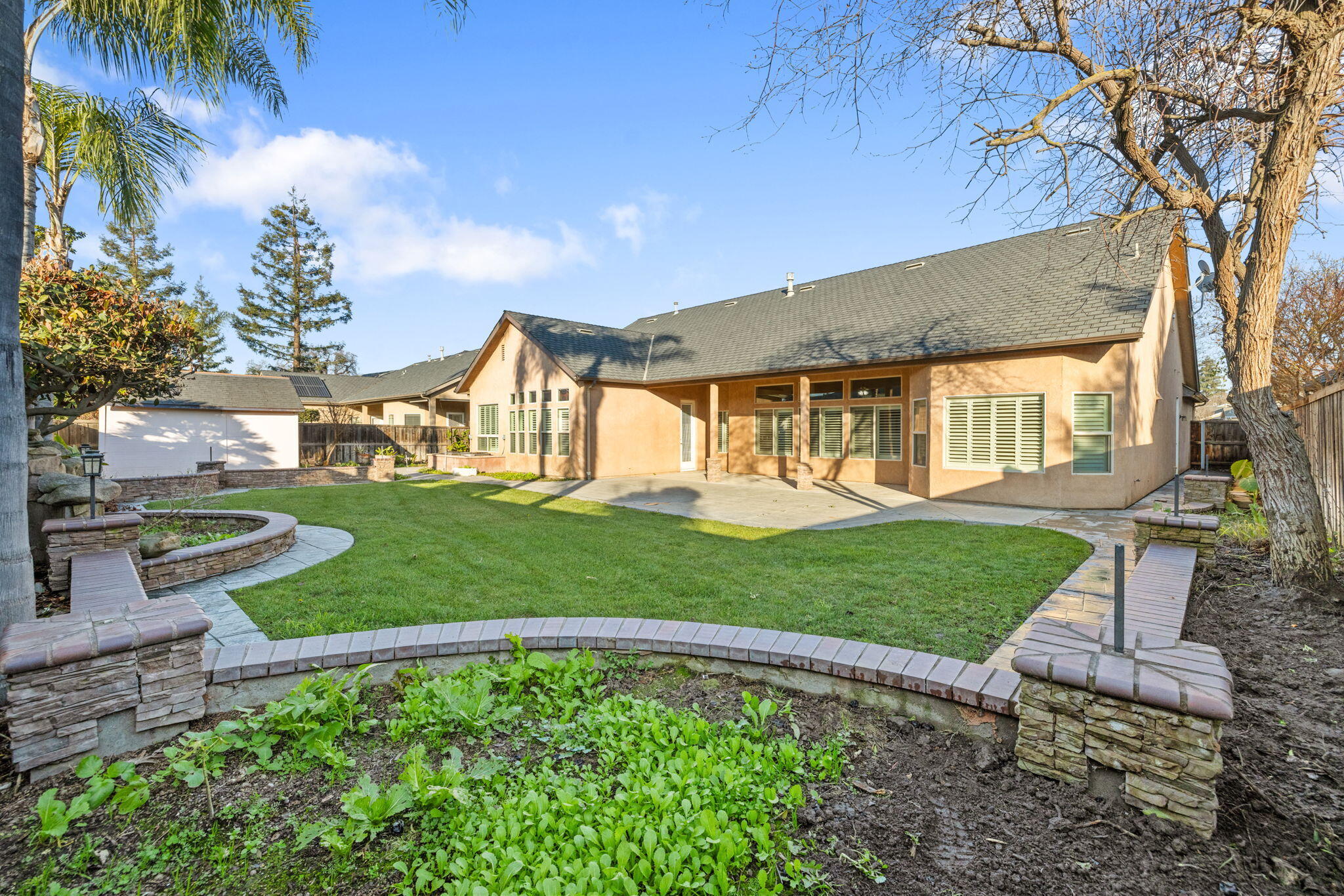 239 N Preston St, Visalia, CA 93291