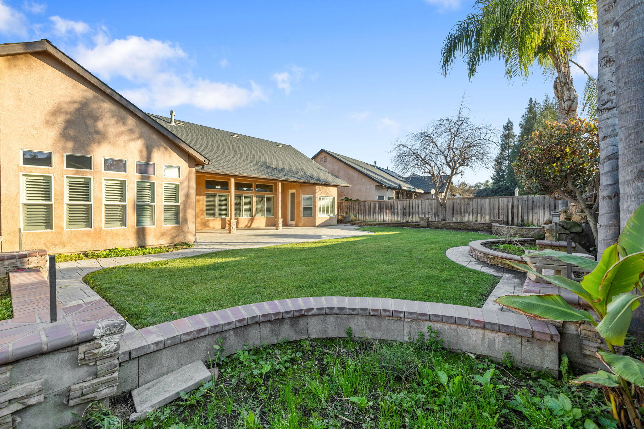 239 N Preston St, Visalia, CA 93291