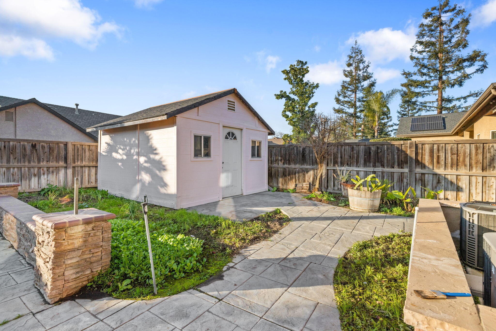 239 N Preston St, Visalia, CA 93291