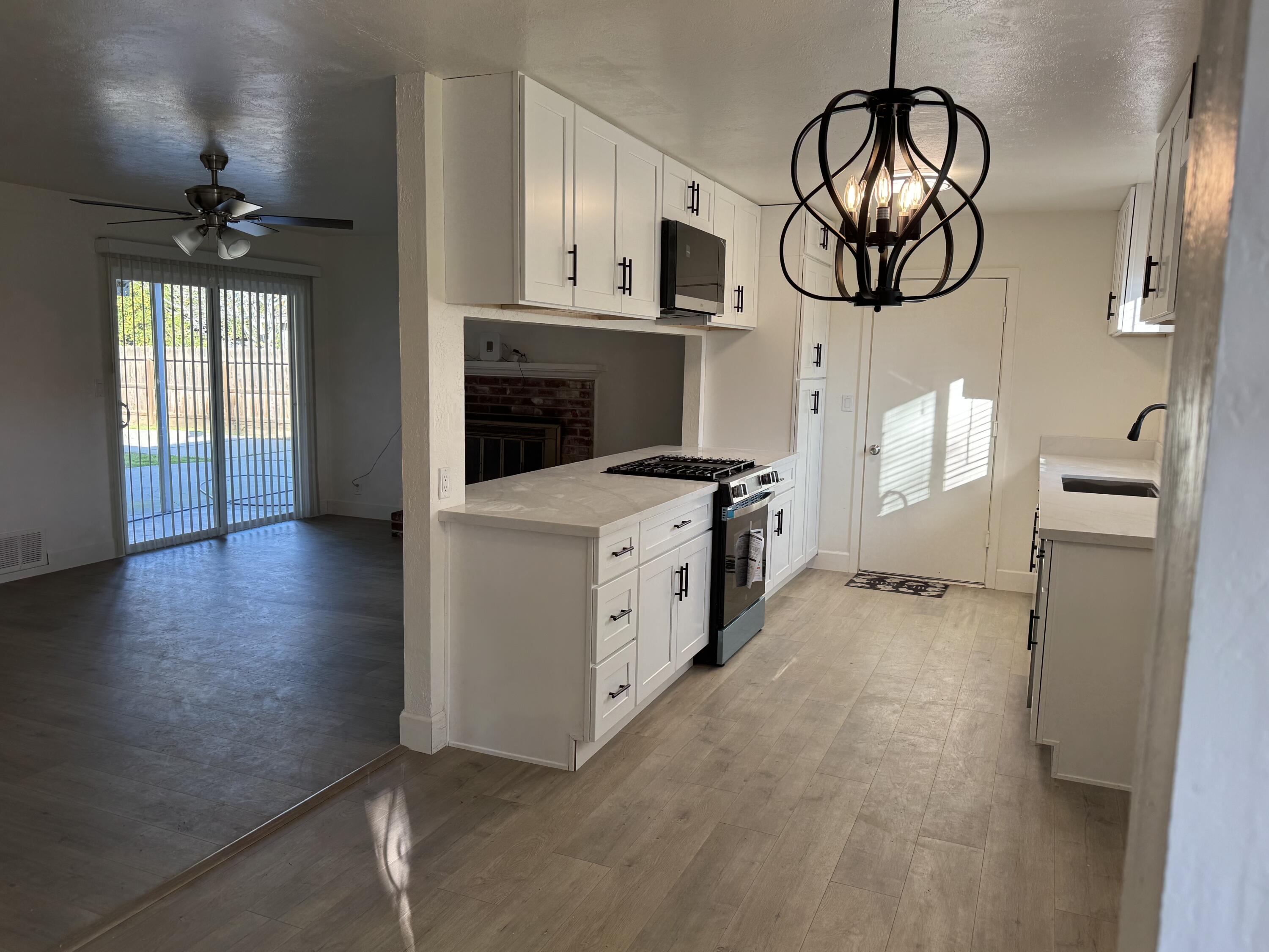 1502 W Tulare Ave, Visalia, CA 93277