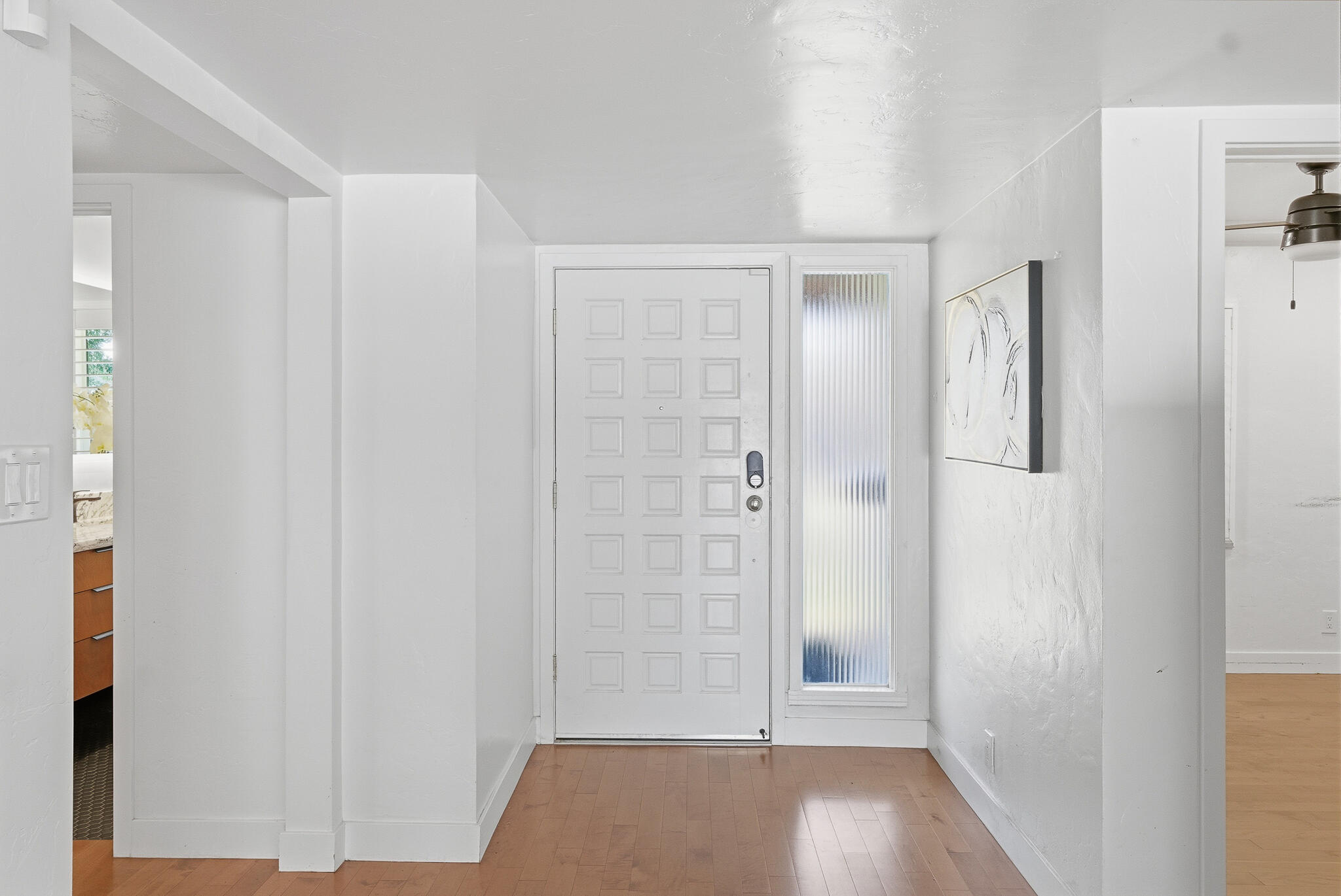 715 S Edwards Ct, Visalia, CA 93277