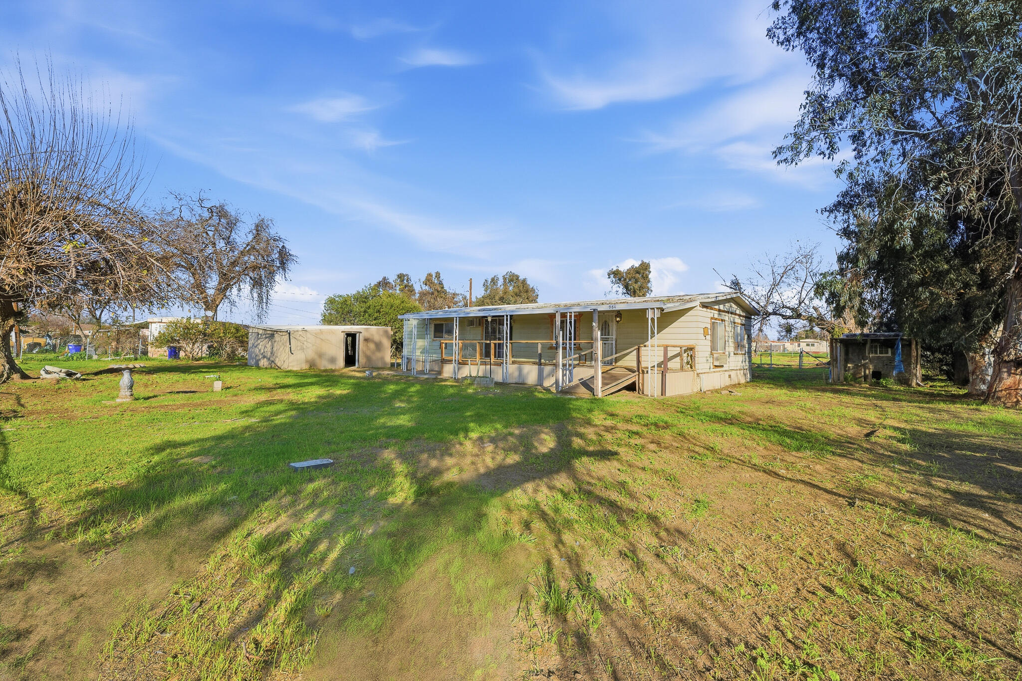 984 S Wisconsin St, Porterville, CA 93257