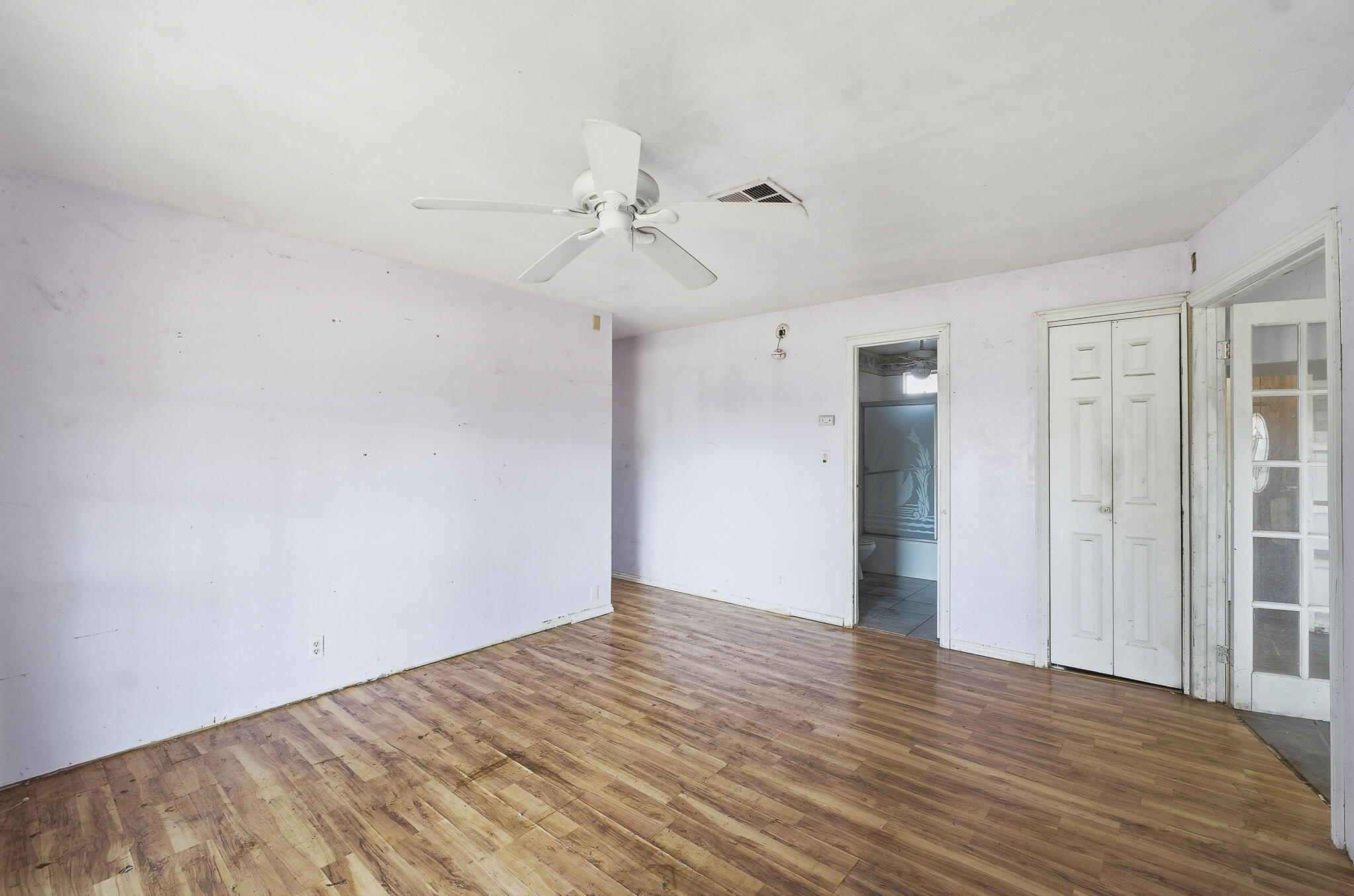 984 S Wisconsin St, Porterville, CA 93257