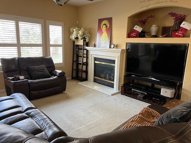 3242 W W Oakridge Ave, Visalia, CA 93291