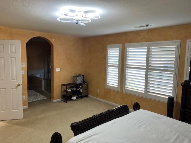 3242 W W Oakridge Ave, Visalia, CA 93291