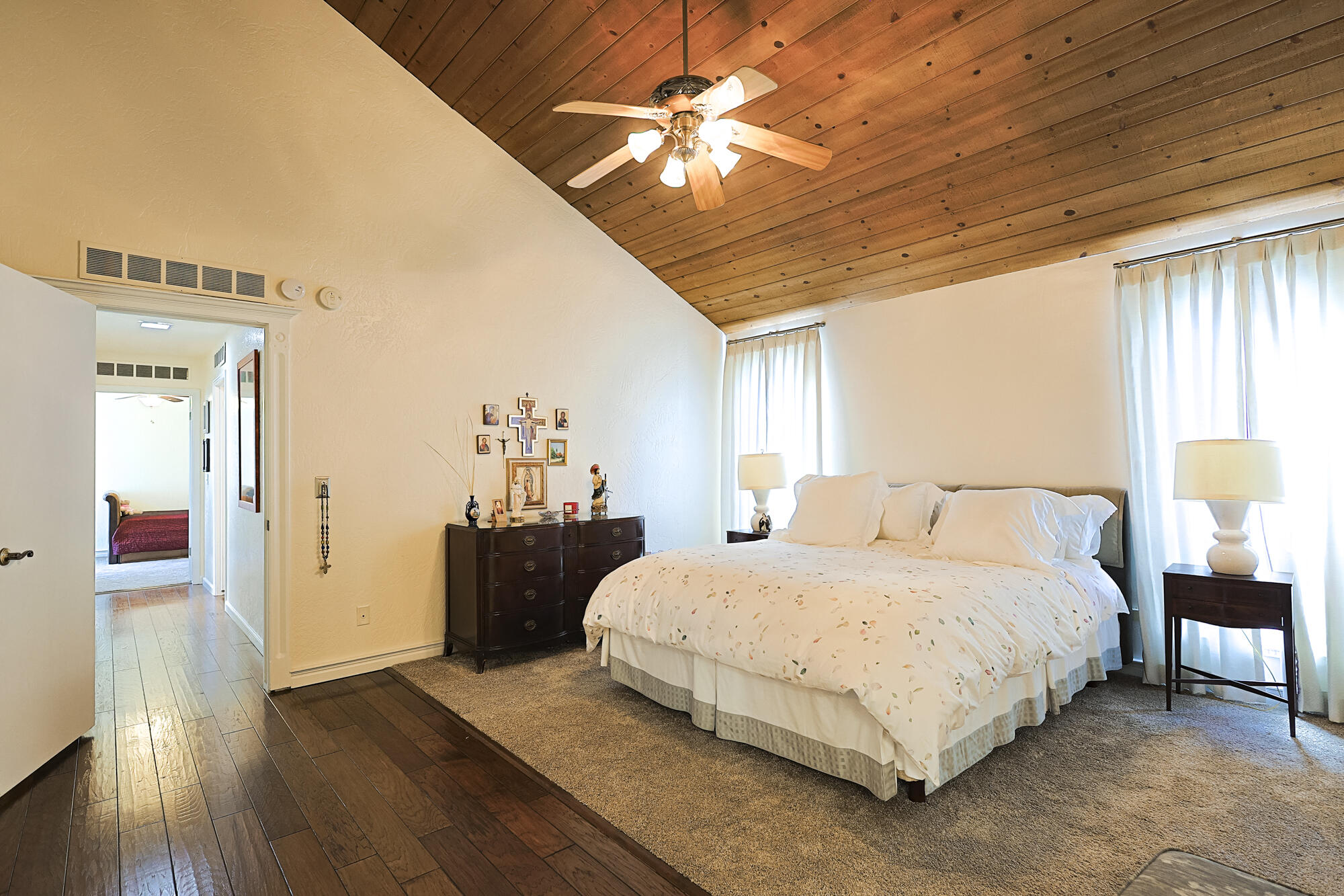 3727 W Mill Creek Dr, Visalia, CA 93291