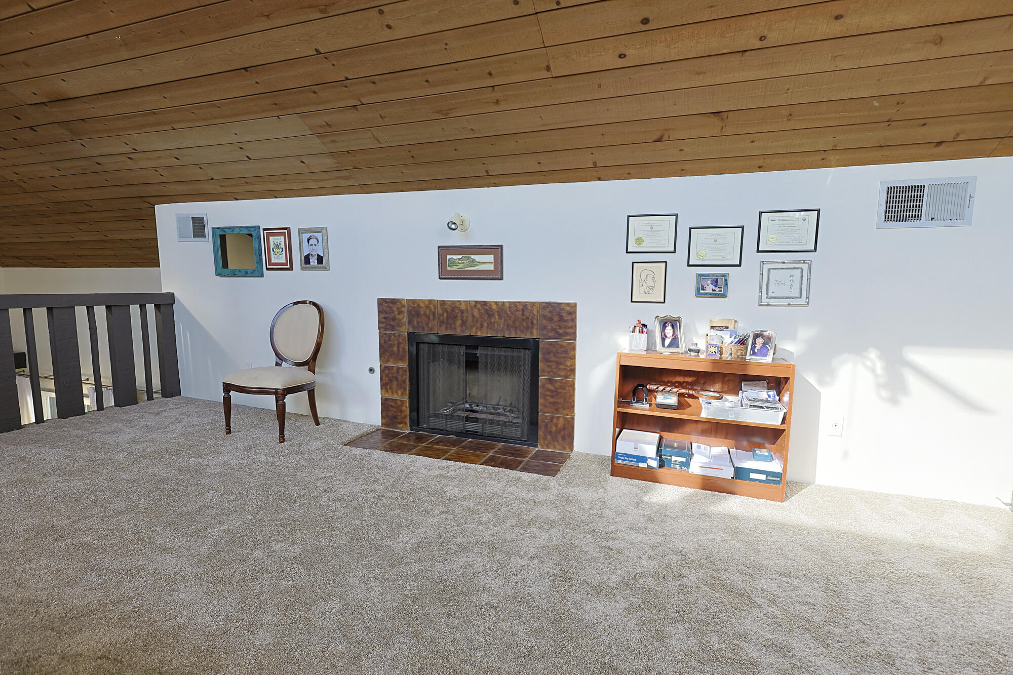 3727 W Mill Creek Dr, Visalia, CA 93291