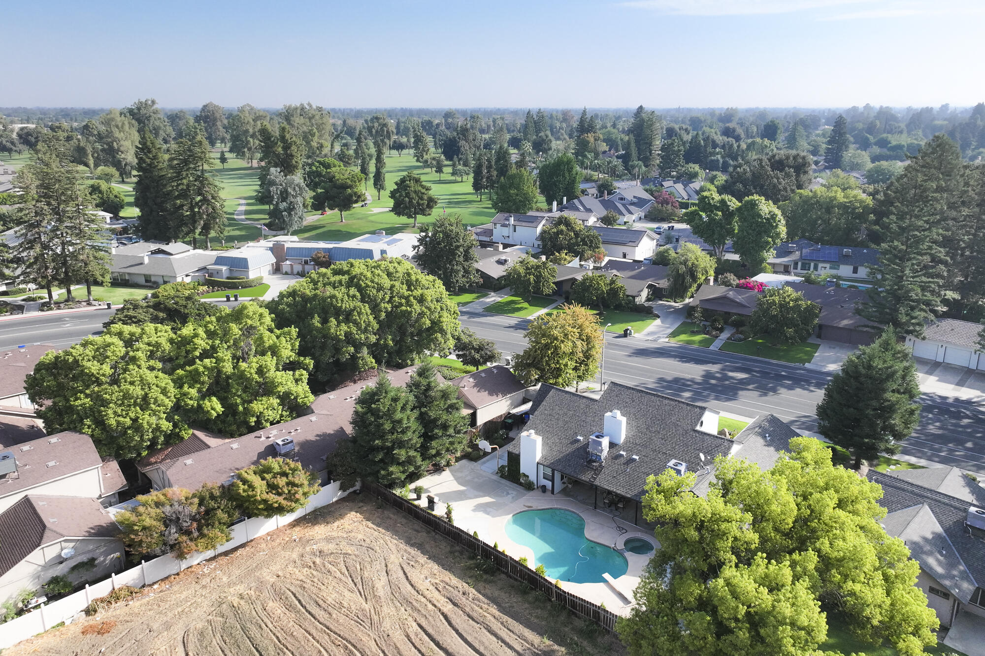 3727 W Mill Creek Dr, Visalia, CA 93291