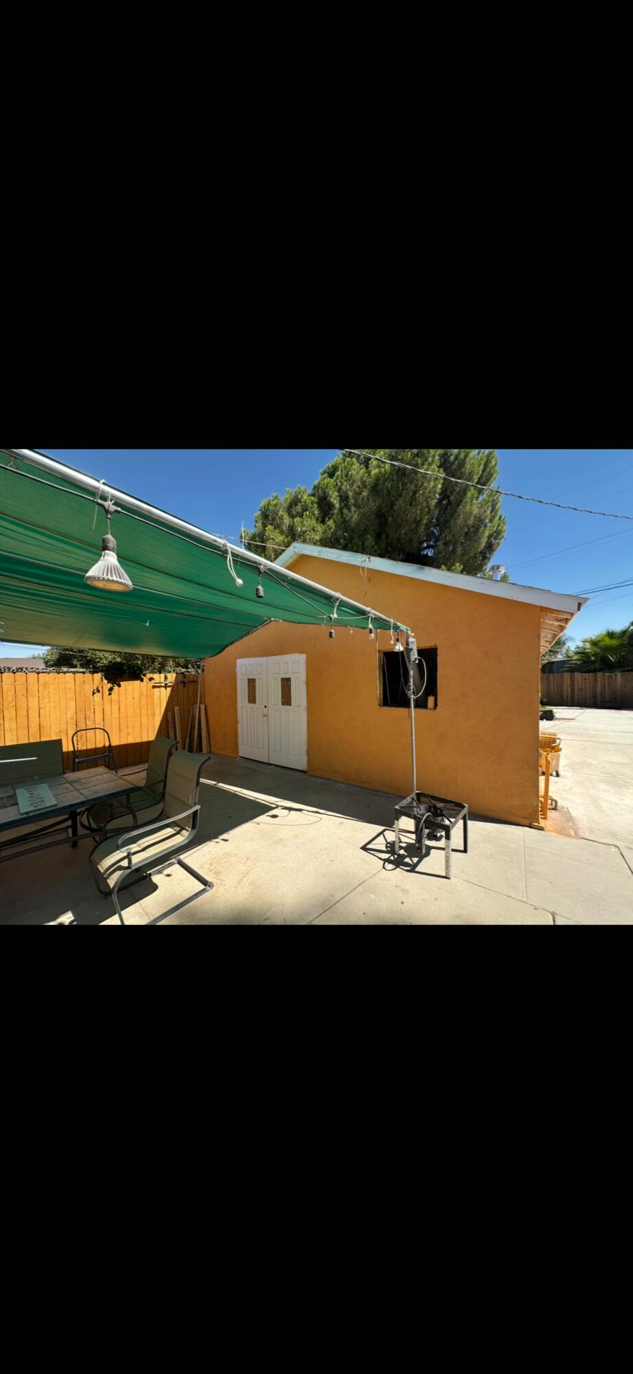 1811 Radiance Dr, Bakersfield, CA 93304