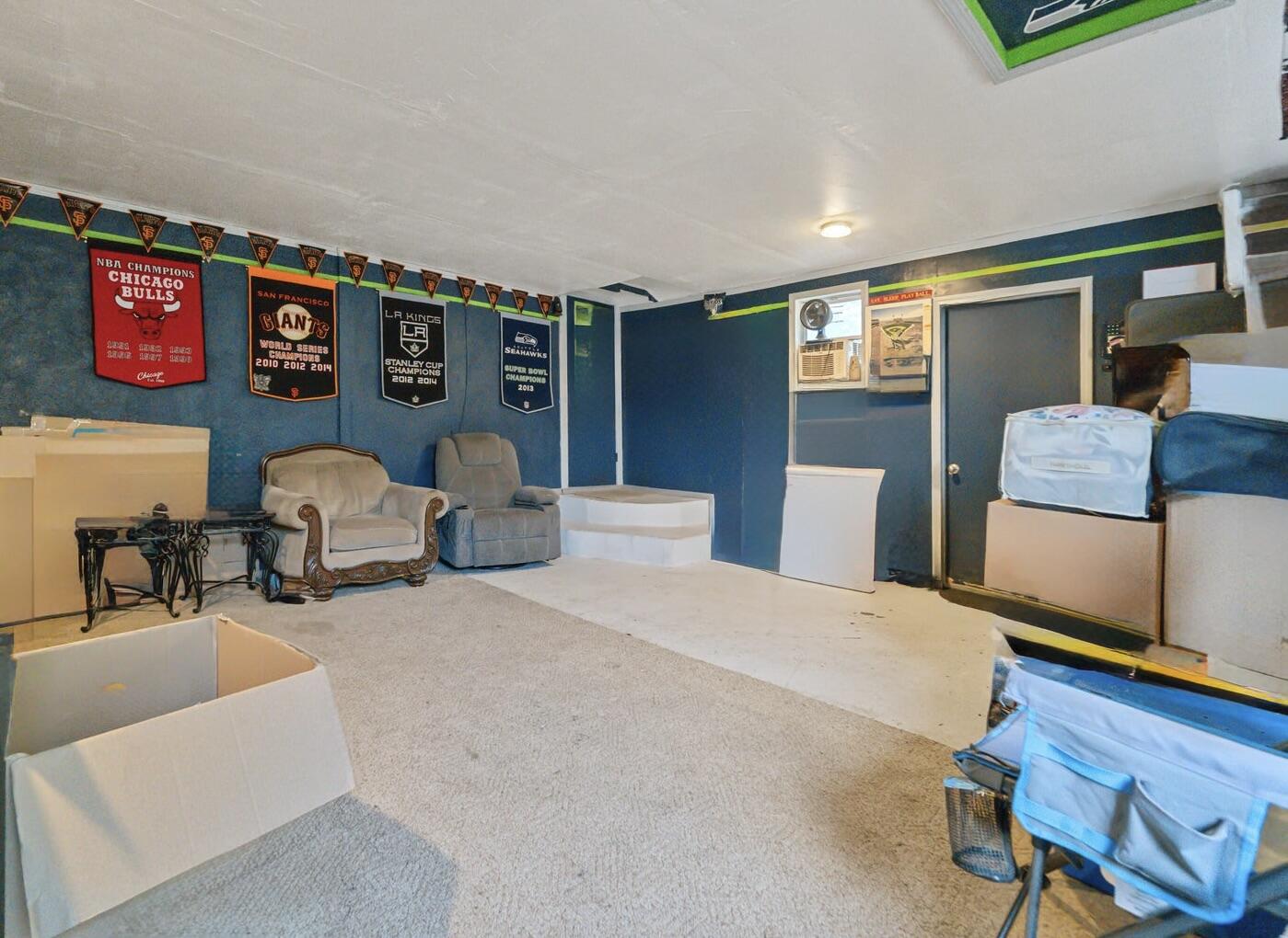 531 E Walnut St, Exeter, CA 93221