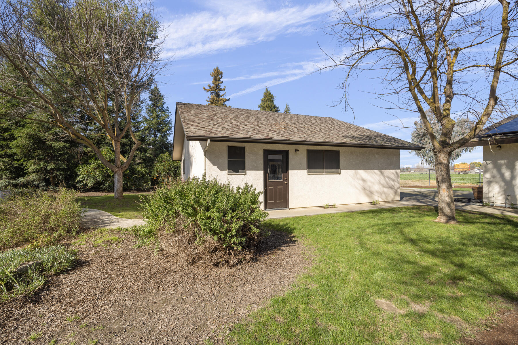 21487 Ave 332, Woodlake, CA 93286