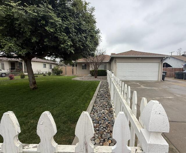 2517 S Court St, Visalia, CA 93277