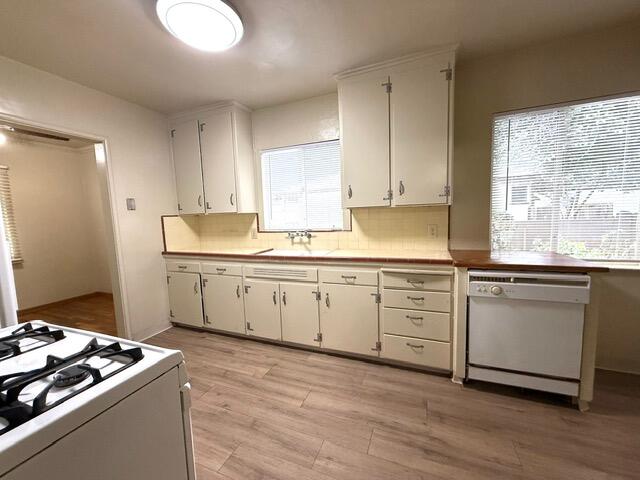 2517 S Court St, Visalia, CA 93277