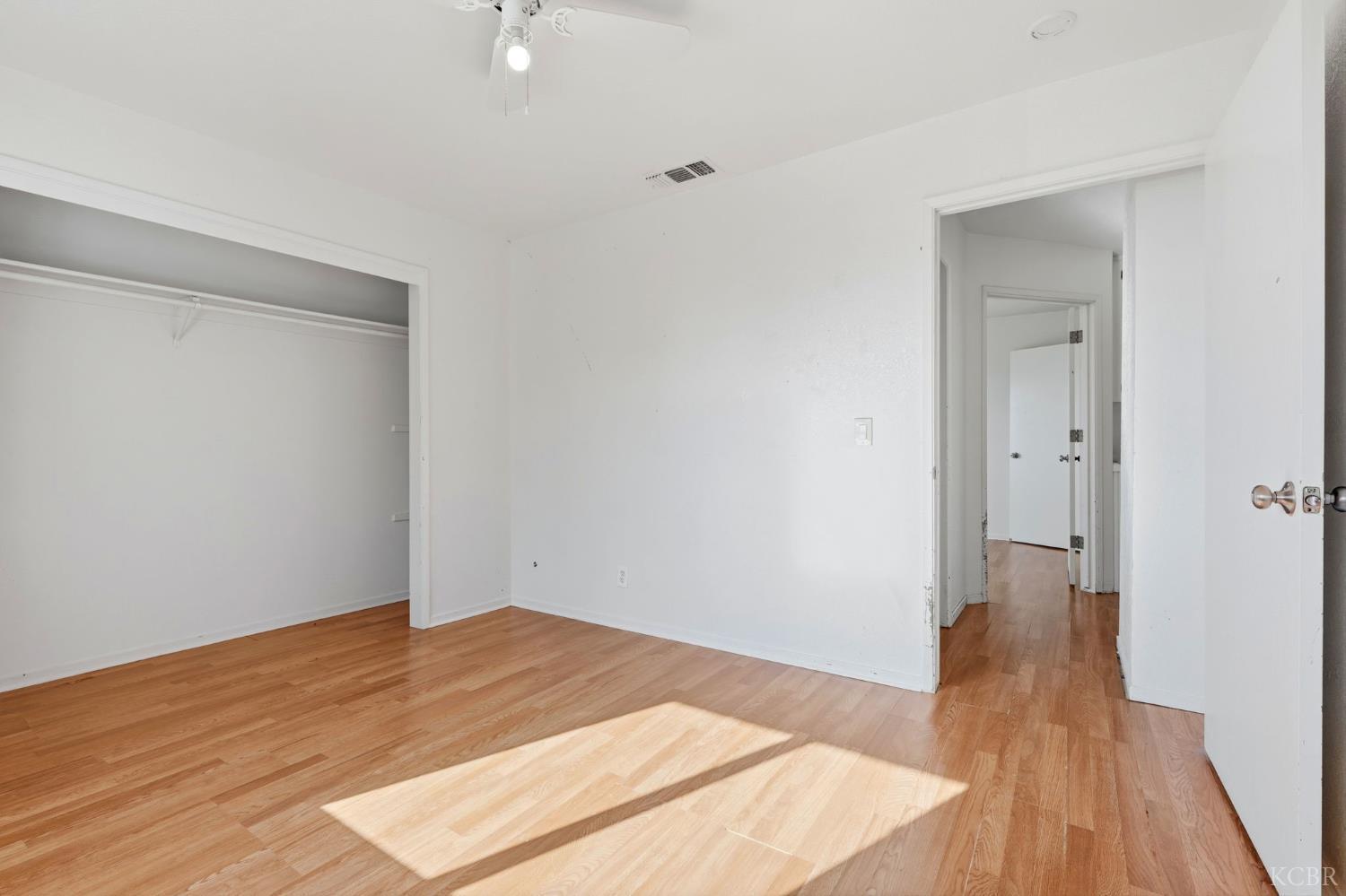 1939 Theresa Ave, Hanford, CA 93230