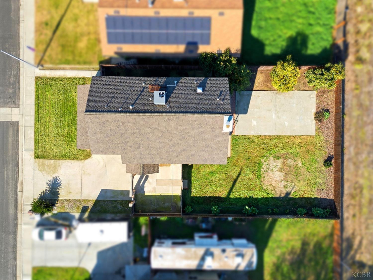 1939 Theresa Ave, Hanford, CA 93230