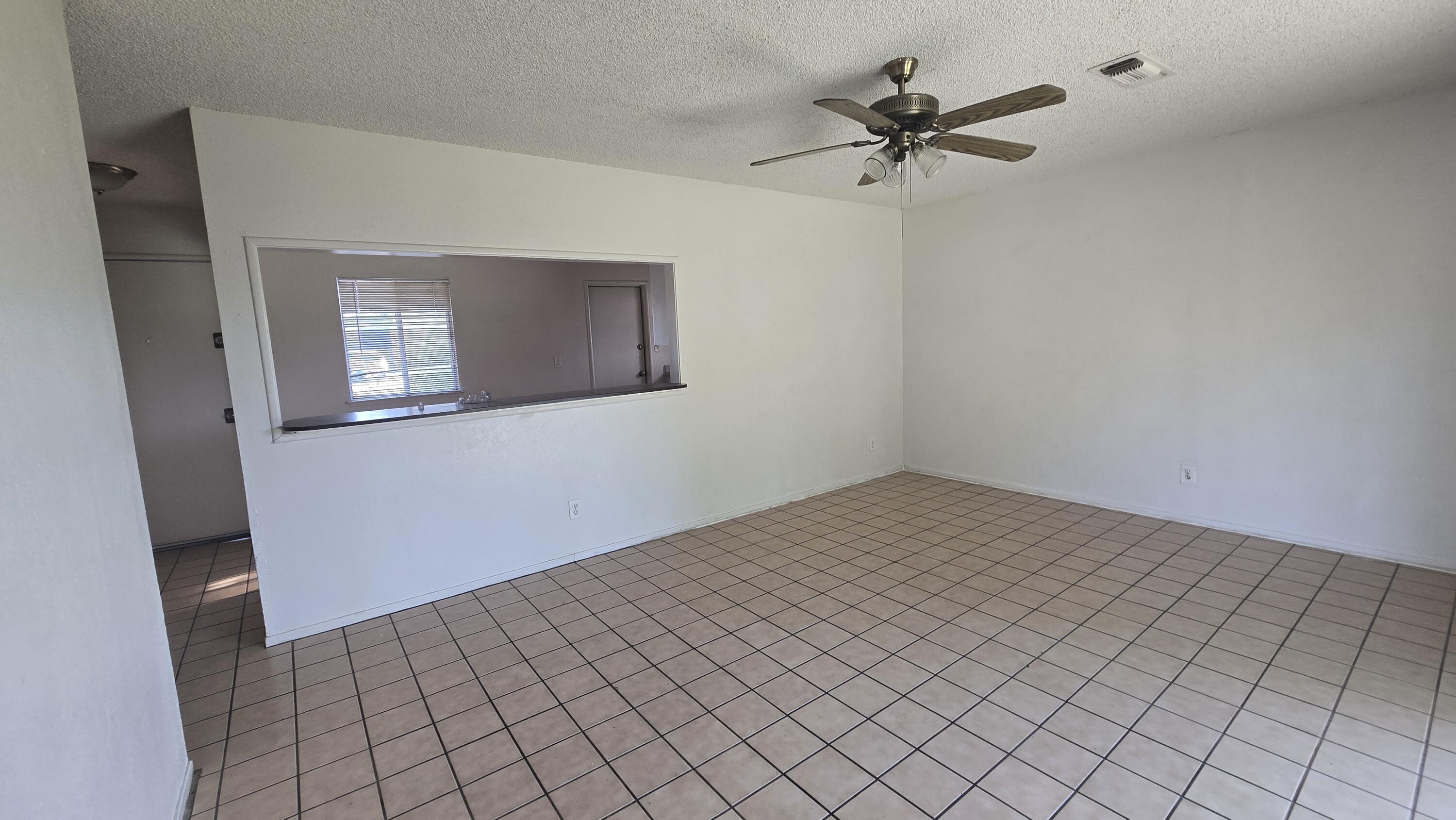 4222 W Dorothea Ave, Visalia, CA 93277