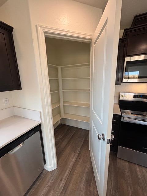 2948 Bay Hill Dr, Tulare, CA 93274