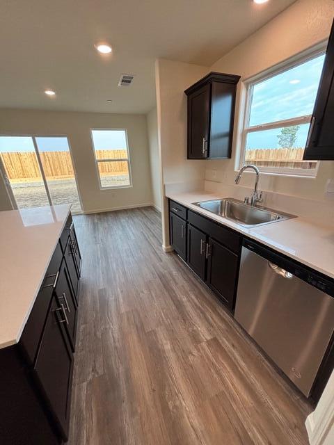 2948 Bay Hill Dr, Tulare, CA 93274