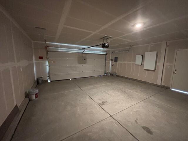 2948 Bay Hill Dr, Tulare, CA 93274