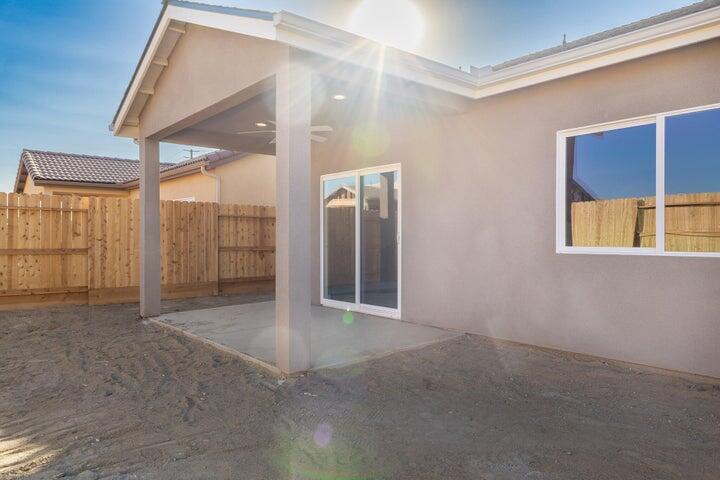 2234 S Burke St, Visalia, CA 93292